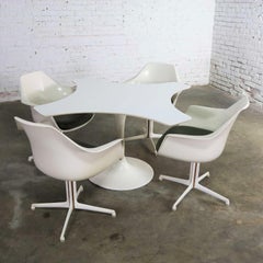 Mid-Century Modern Burke Tulip Game Table and 4 Fiberglass Shell Chairs