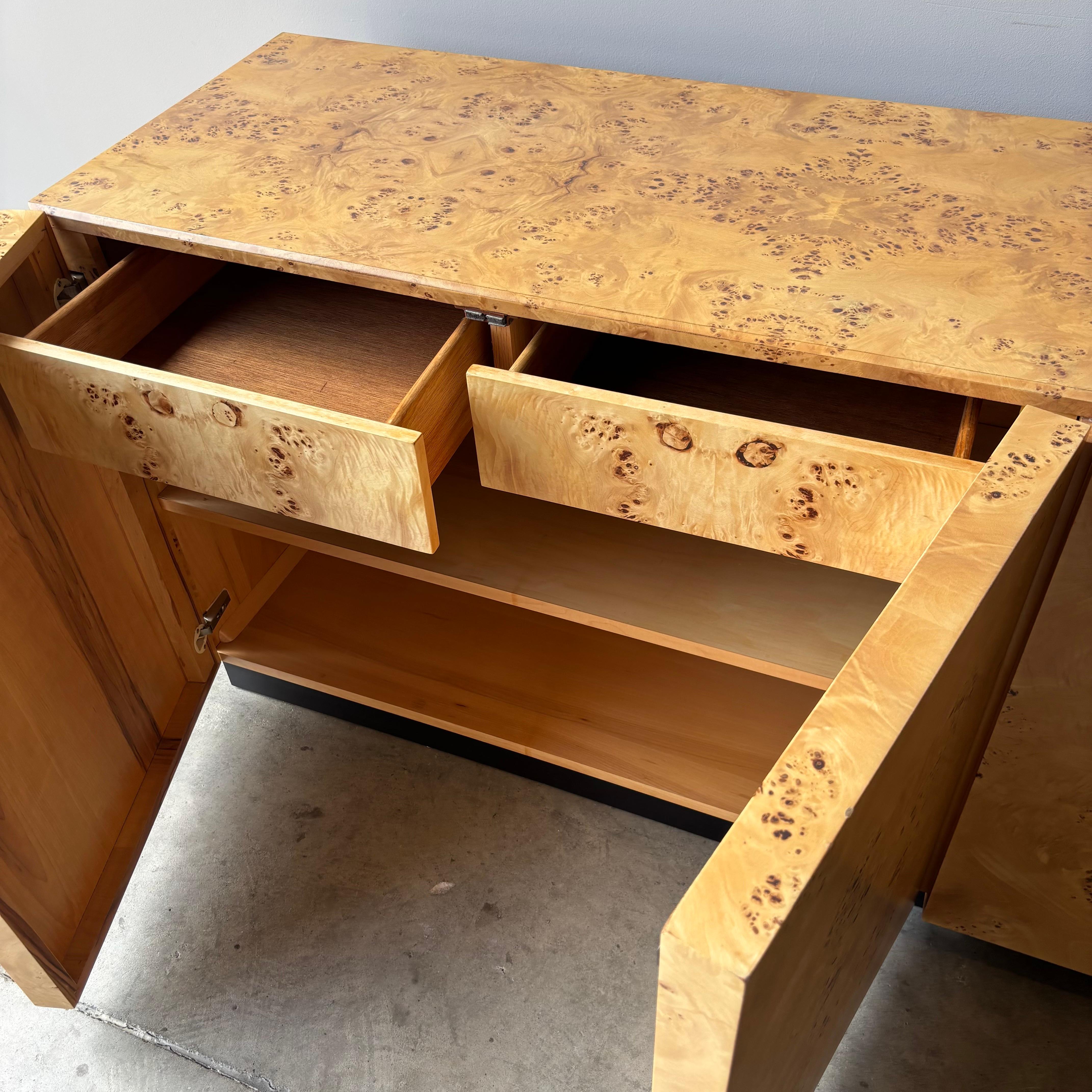 Mid Century Modern Burl Credenza by Arthur Umanoff For Sale 5