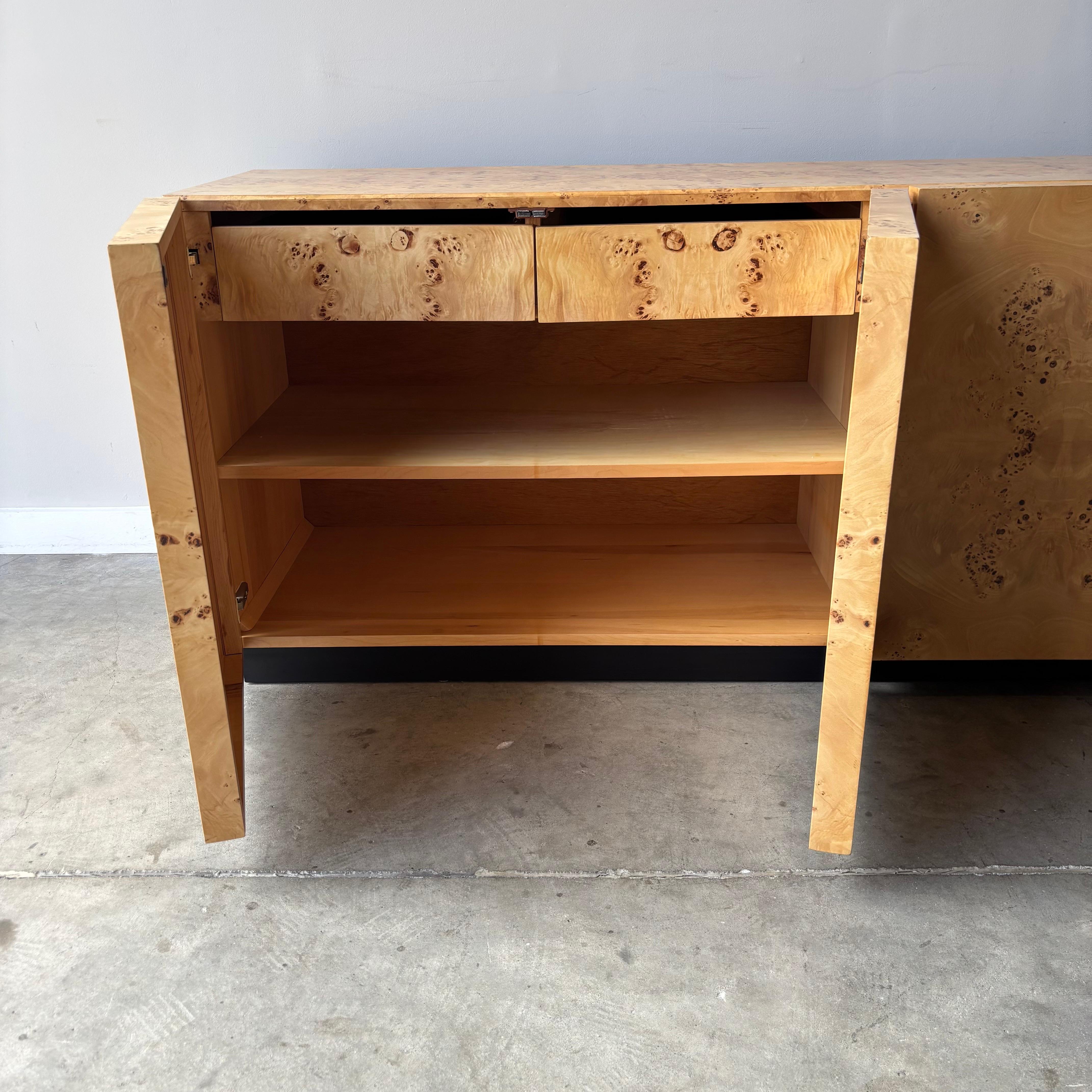 Mid Century Modern Burl Credenza by Arthur Umanoff For Sale 2