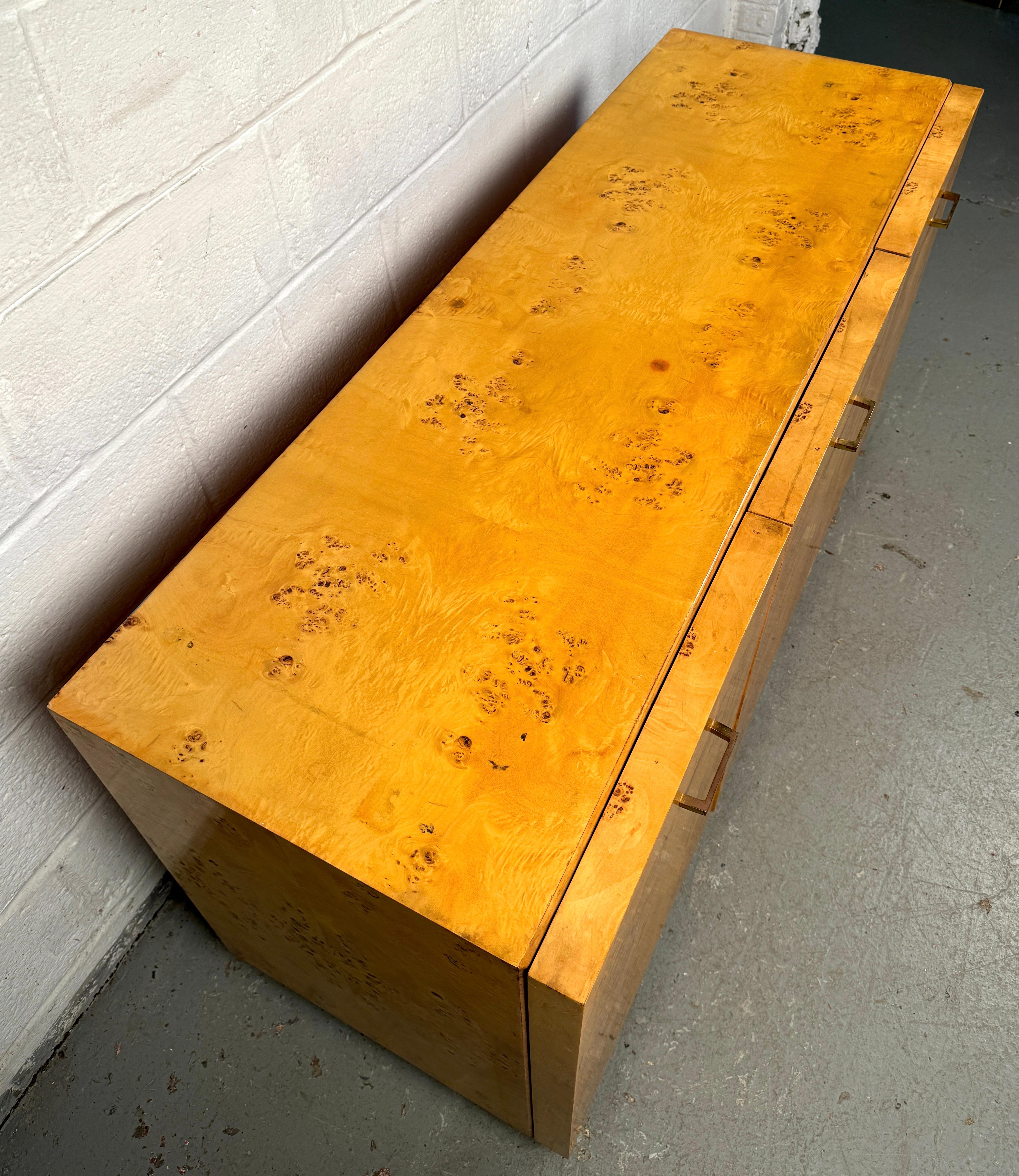 Credenza in radica moderna del Medioevo In condizioni discrete in vendita a Brooklyn, NY