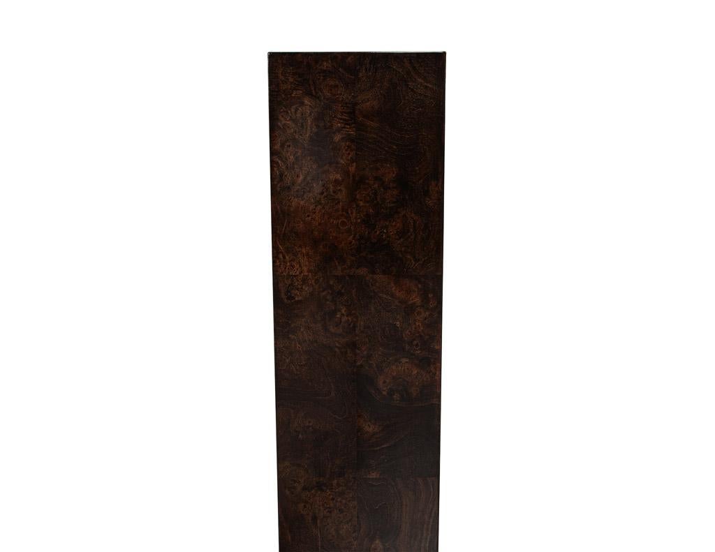 Mid-Century Modern Burl Walnut Column Pedestal Stand For Sale 6