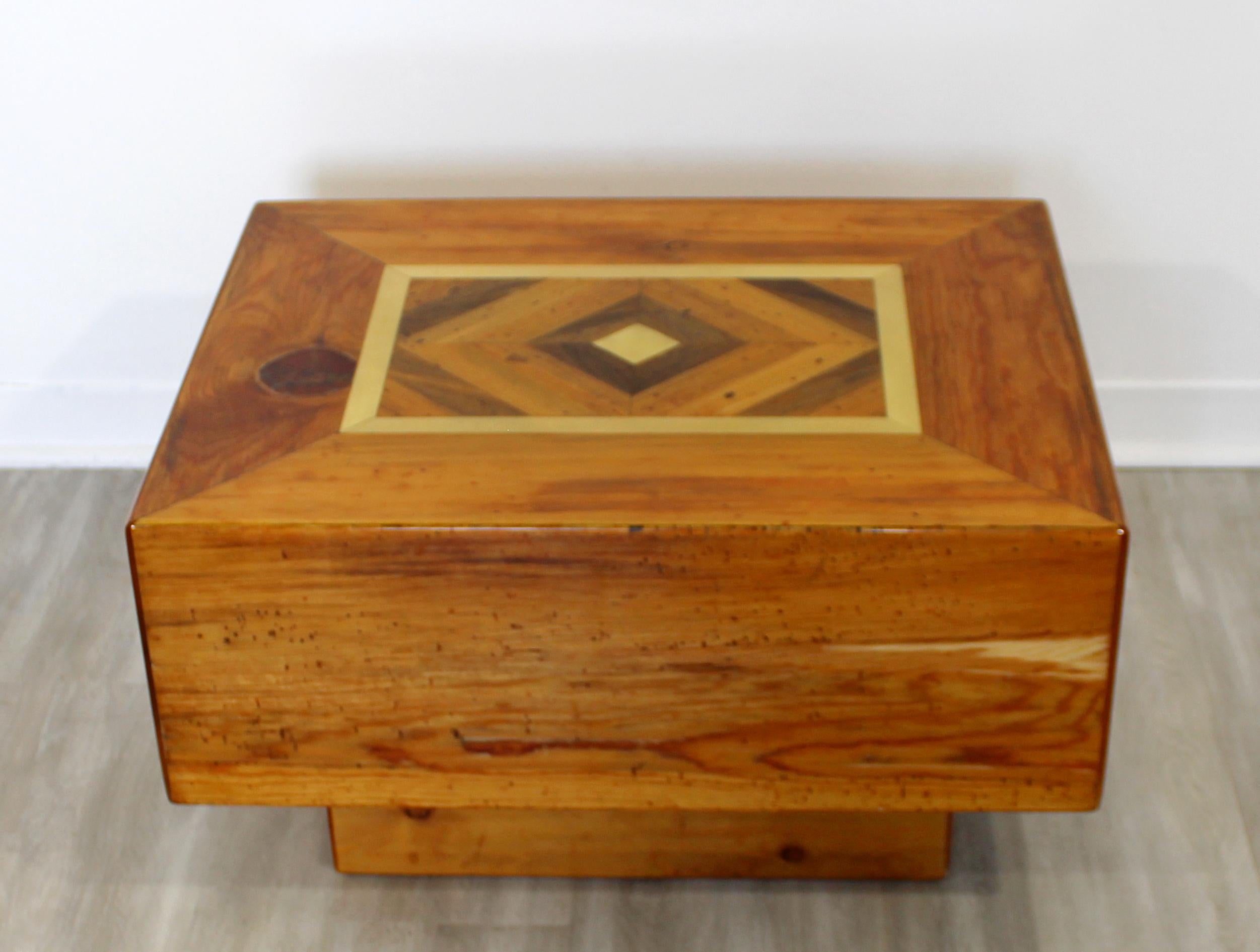Mid-Century Modern Burl Wood Brass Side End Coffee Cube Table Baughman Style In Good Condition In Keego Harbor, MI