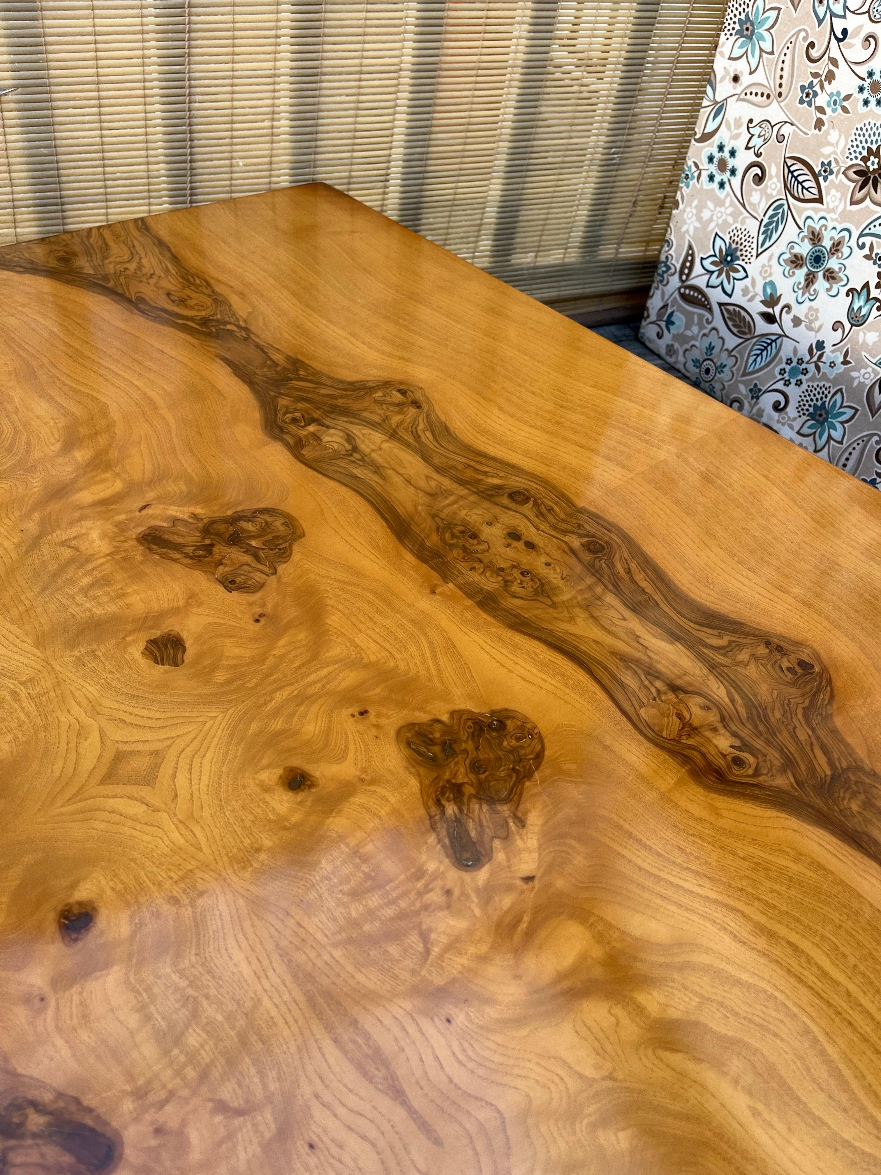 Mid Century Modern Burl Wood Coffee Table Attributed to Milo Baughman. C. 1970s For Sale 6