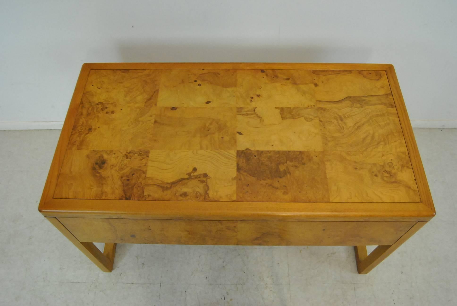 Mid-Century Modern Burl Wood Desk by Sligh Furniture In Good Condition In Toledo, OH
