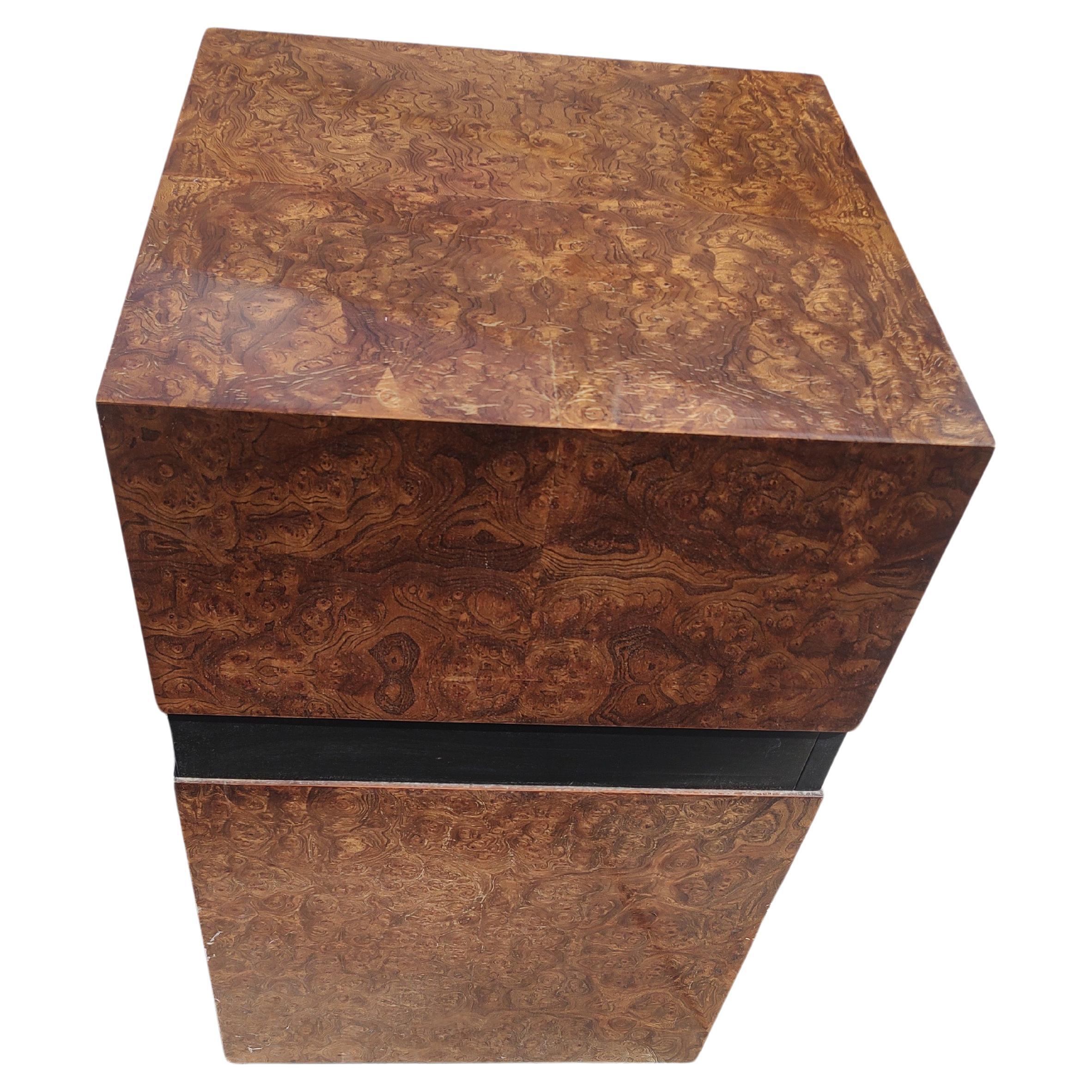 Hand-Crafted Mid Century Modern Burled Olivewood Cube Table Attributed to Milo Baughman 1975  For Sale