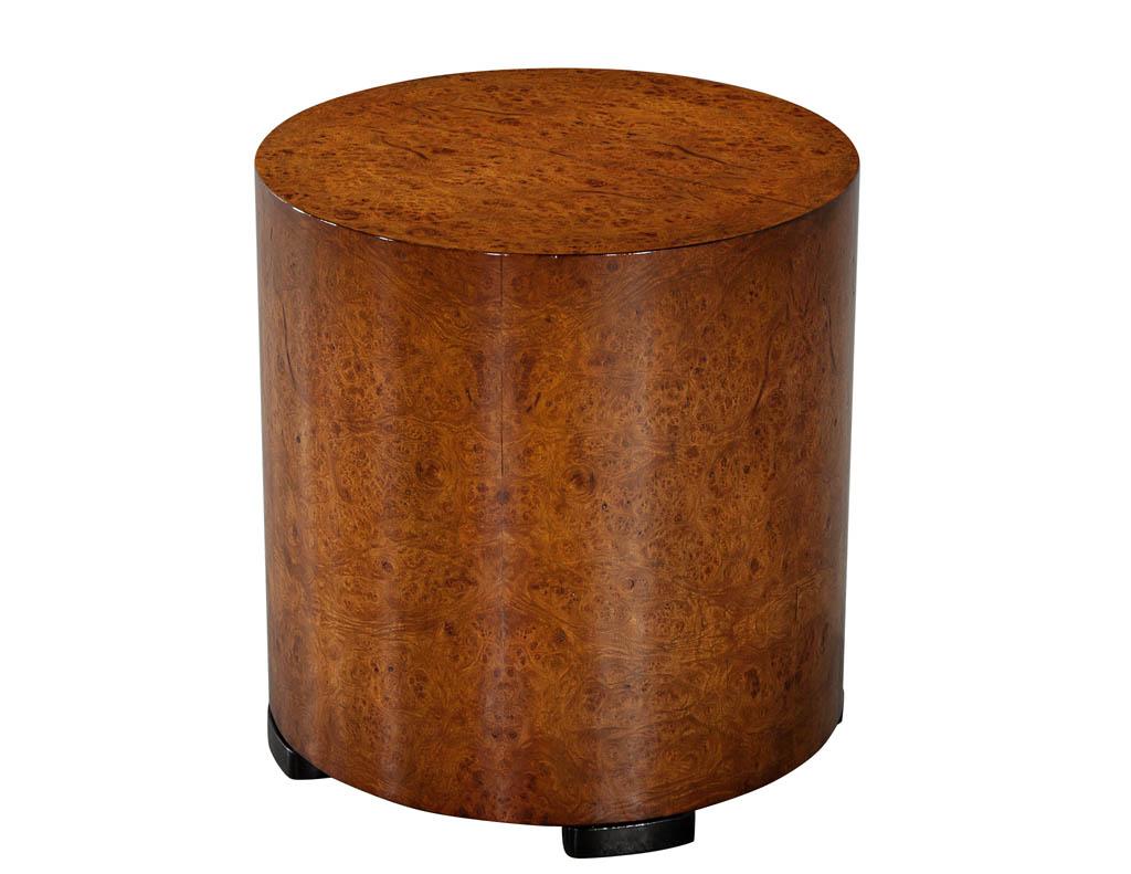 Mid-Century Modern Burled Walnut Column Pedestal Table. Original Mid-Century Modern design, America, circa 1960s. Masterfully restored in a warm walnut color tone with high gloss lacquered finish. Beautiful burl wood grain details, completed with