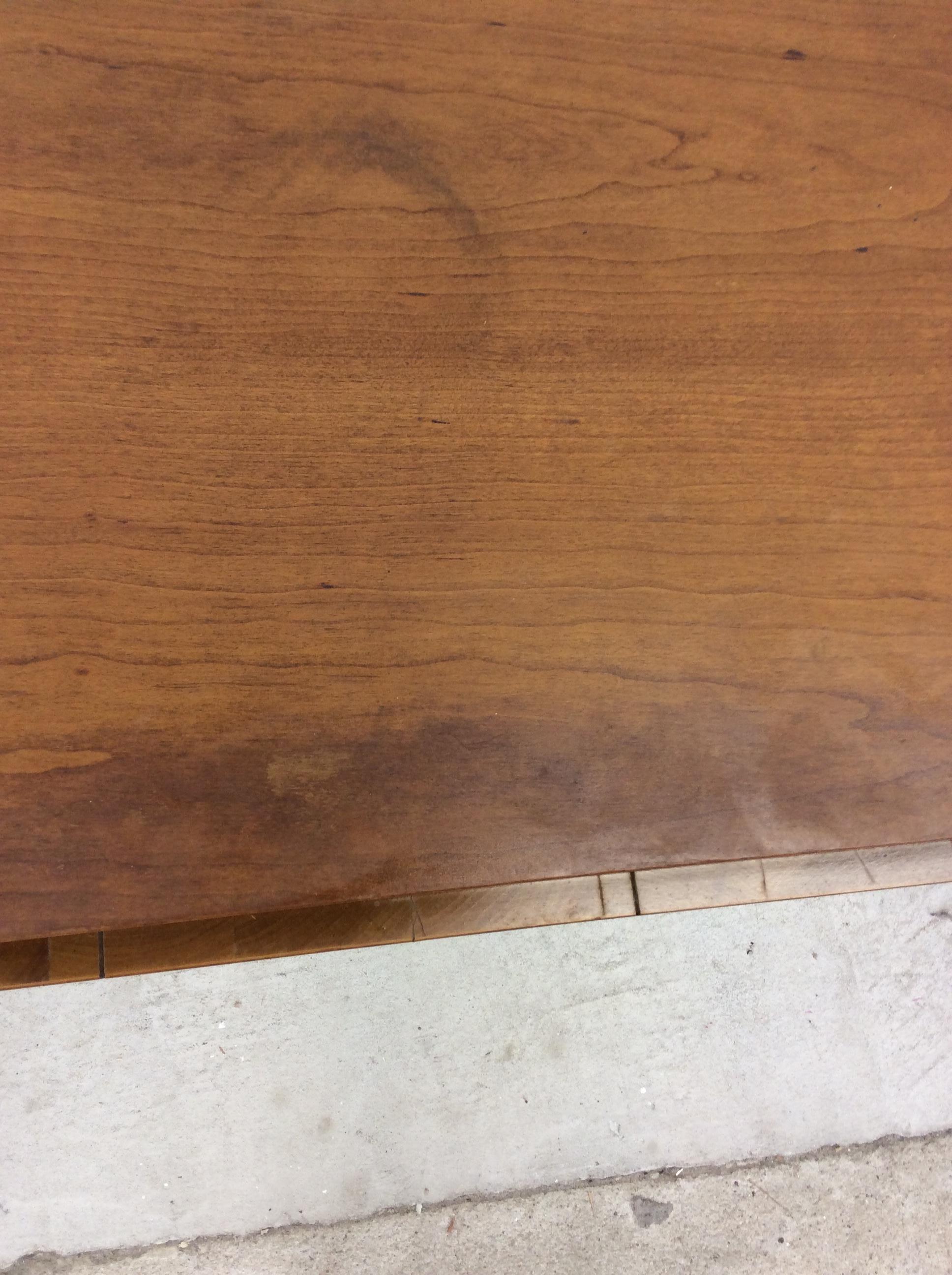 Mid Century Modern Burlwood Nightstands by Thomaville - A Pair 7