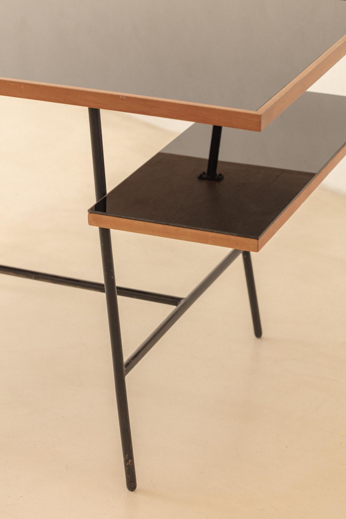Mid-Century Modern Desk by Carlo Hauner and Martin Eisler, 1950 For Sale 2
