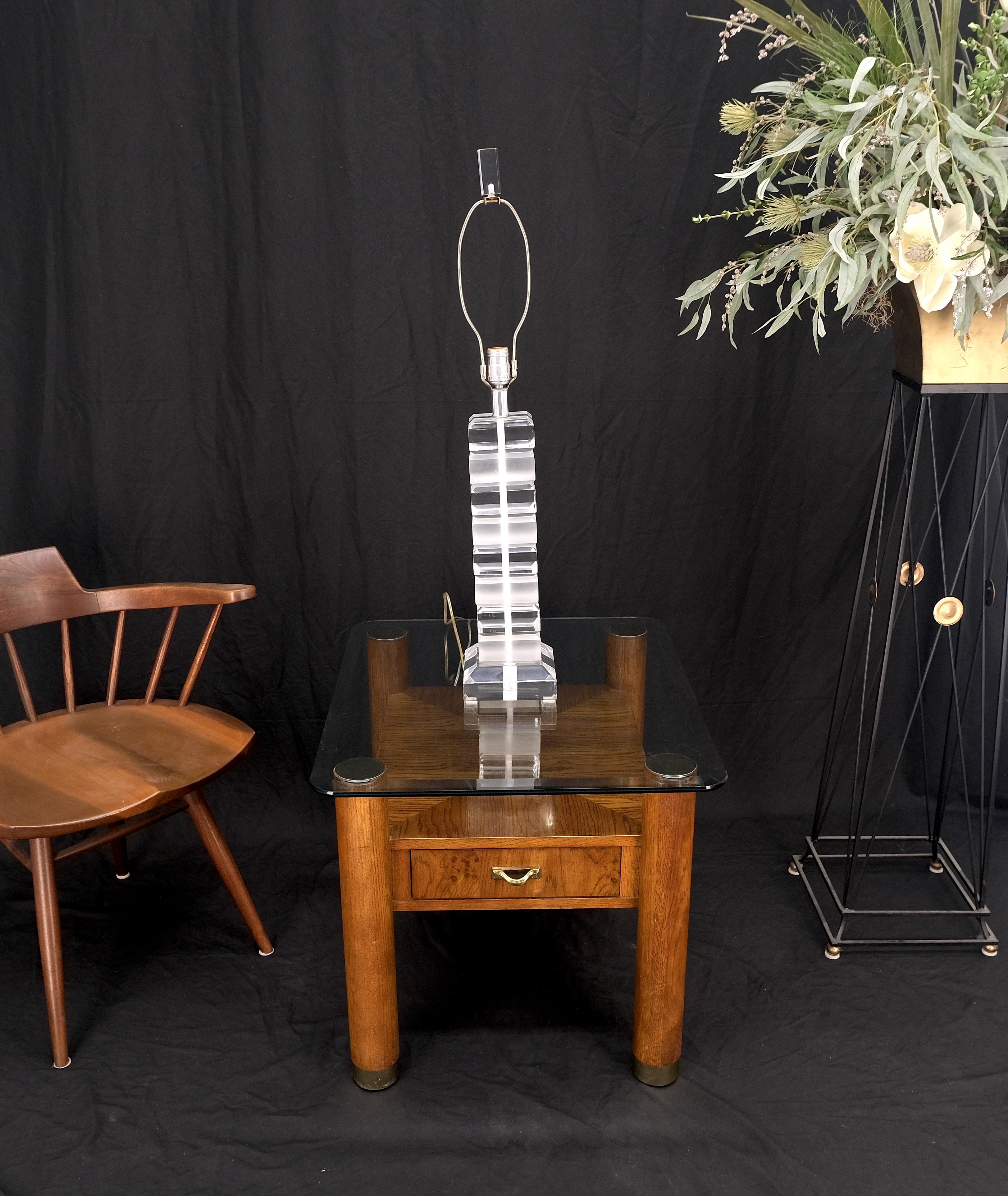 Mid Century Modern c1970s Clear & Frosted Stacked Lucite Blocks Base Table Lamp For Sale 5