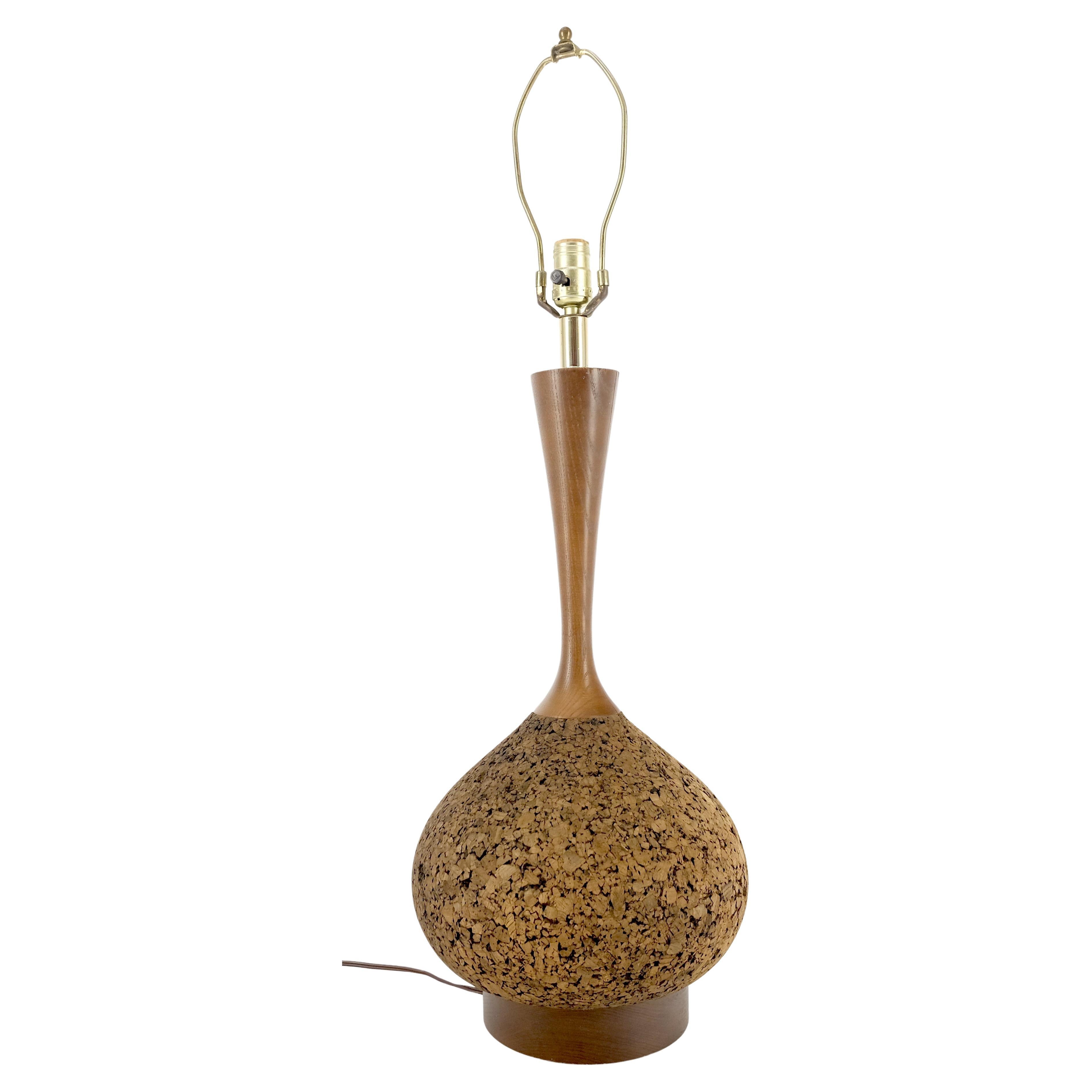 Mid Century Modern c1970s Onion Bulb Shape Turned Cork & Walnut Table Lamp MINT! For Sale