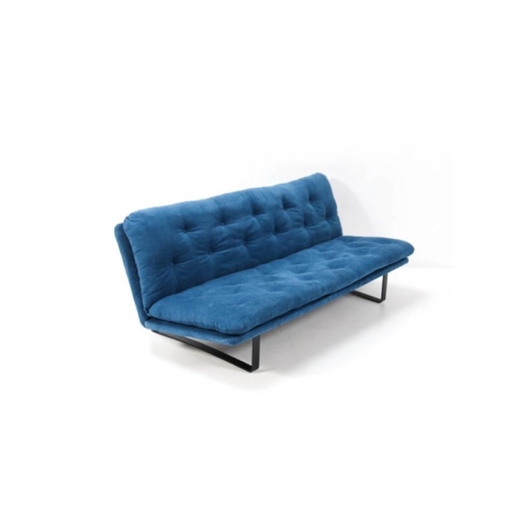 Metal Mid-Century Modern C683 Sofa by Kho Liang Le for Artifort, 1960s For Sale