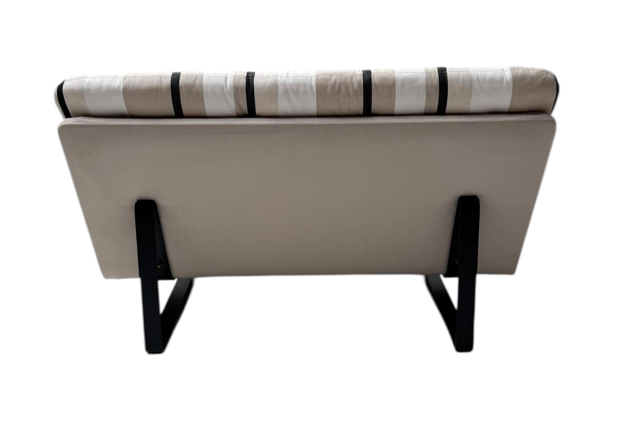 Modernes Zweisitzer-Sofa C683, Mitte des Jahrhunderts, von Kho Liang Le für Artifort, 1968 (Metall) im Angebot