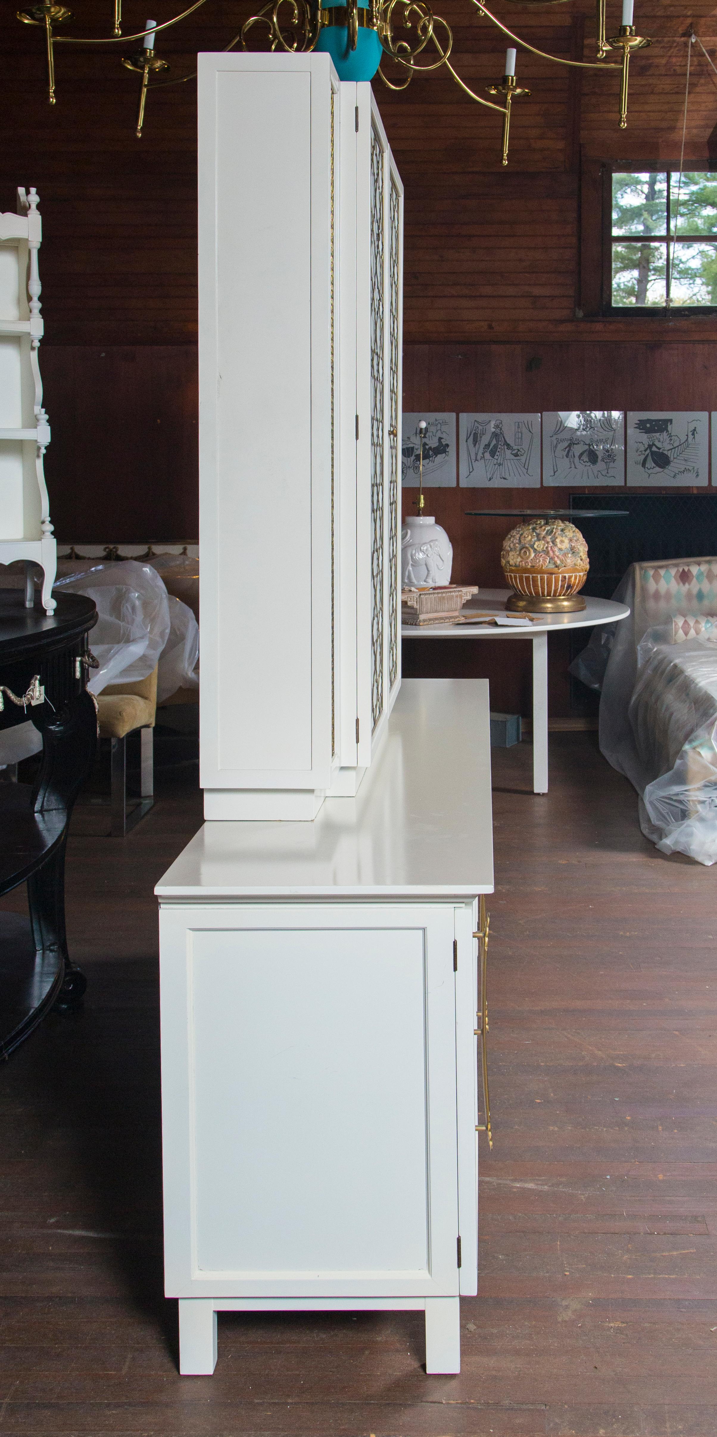 Mid-Century Modern Cabinet by Renzo Rutili for Johnson Furniture 2