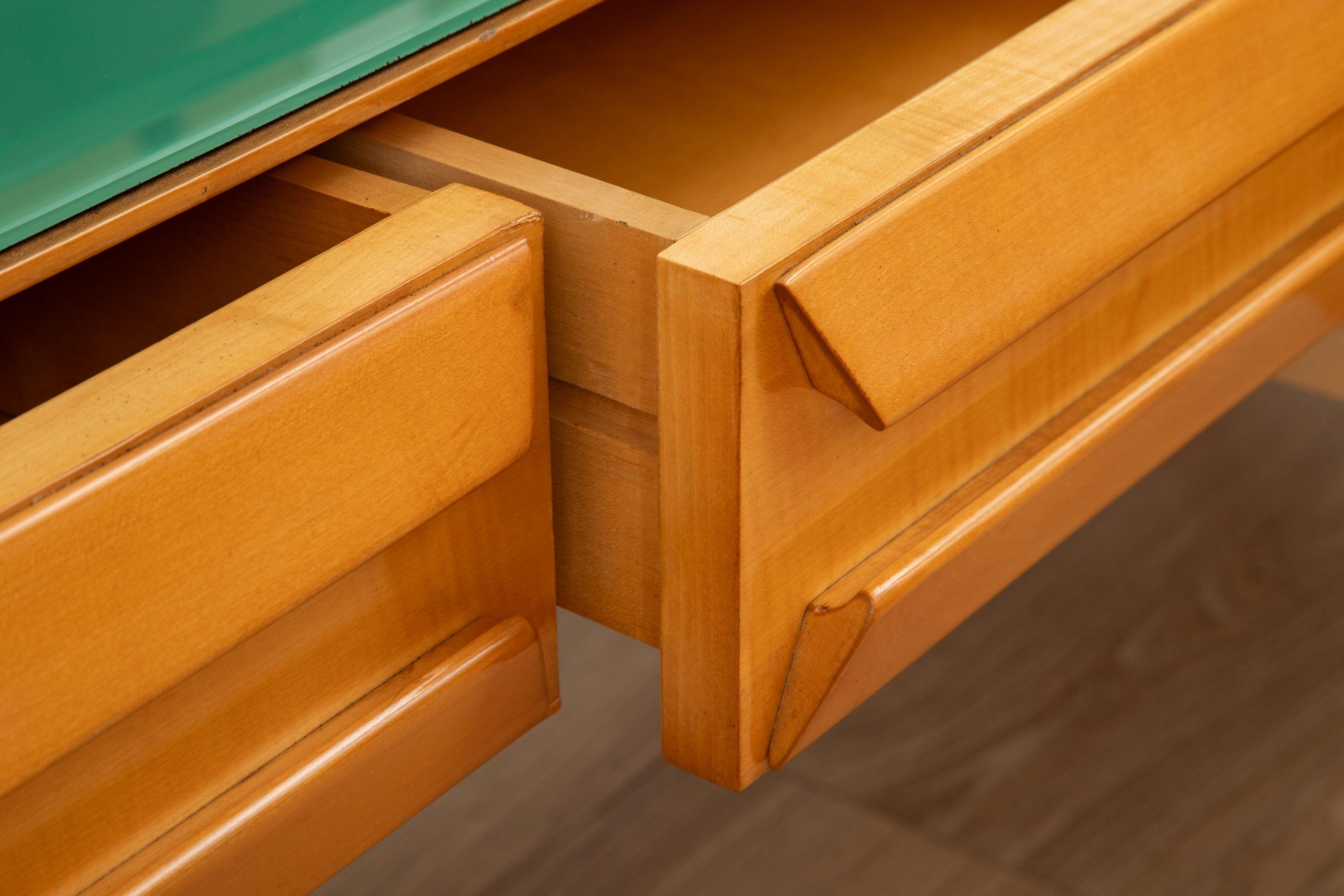 Cabinet Console Vanity di Vittorio Dassi, un mobile moderno di metà secolo,  Italia, anni '50 in vendita 2