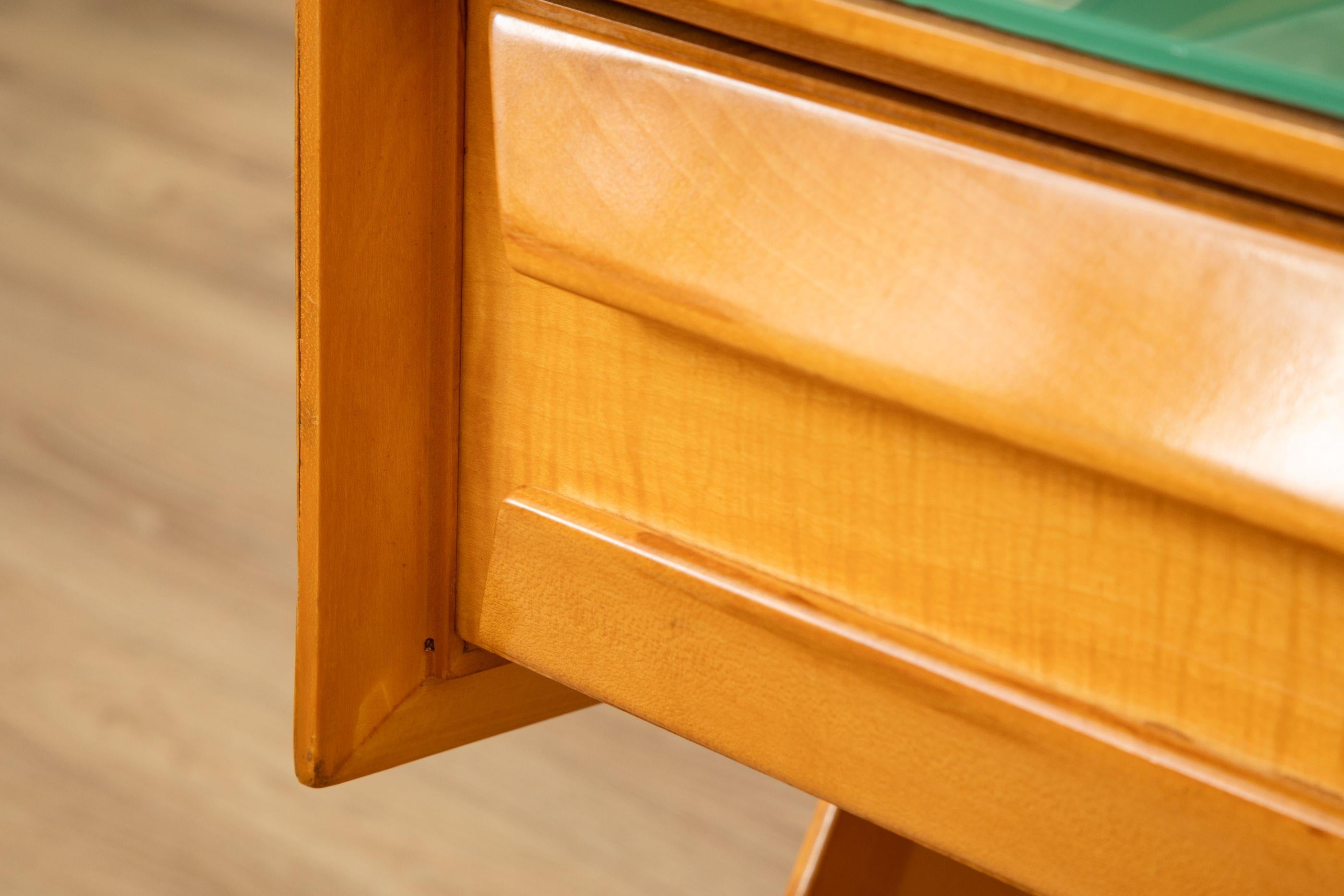 XX secolo Cabinet Console Vanity di Vittorio Dassi, un mobile moderno di metà secolo,  Italia, anni '50 in vendita