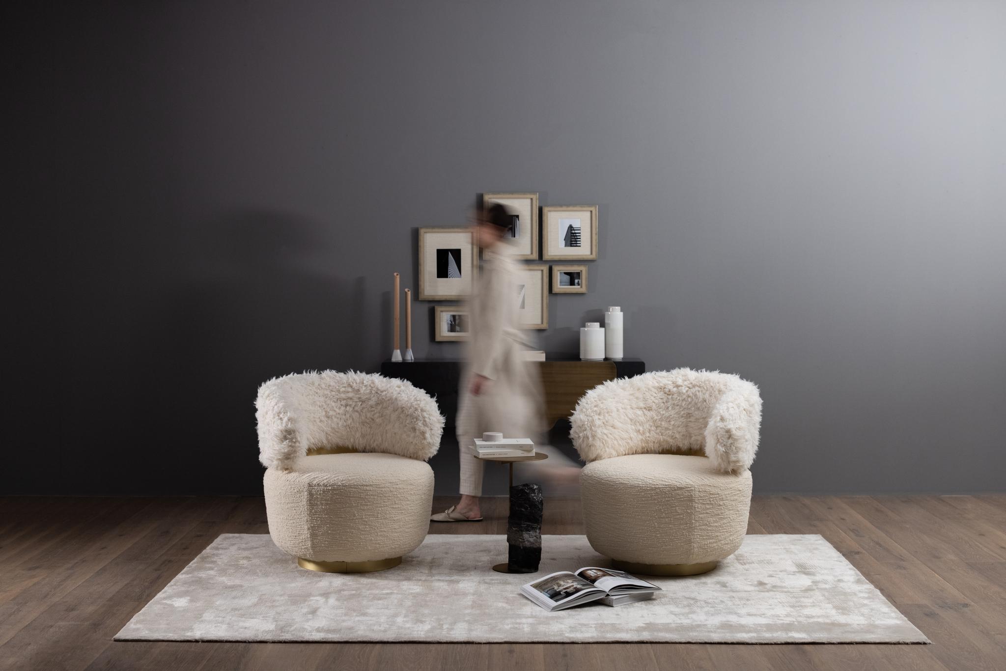 Mid-Century Modern Caju Lounge Chair Set 2, Swivel, Linen, Faux Fur, Greenapple For Sale 4