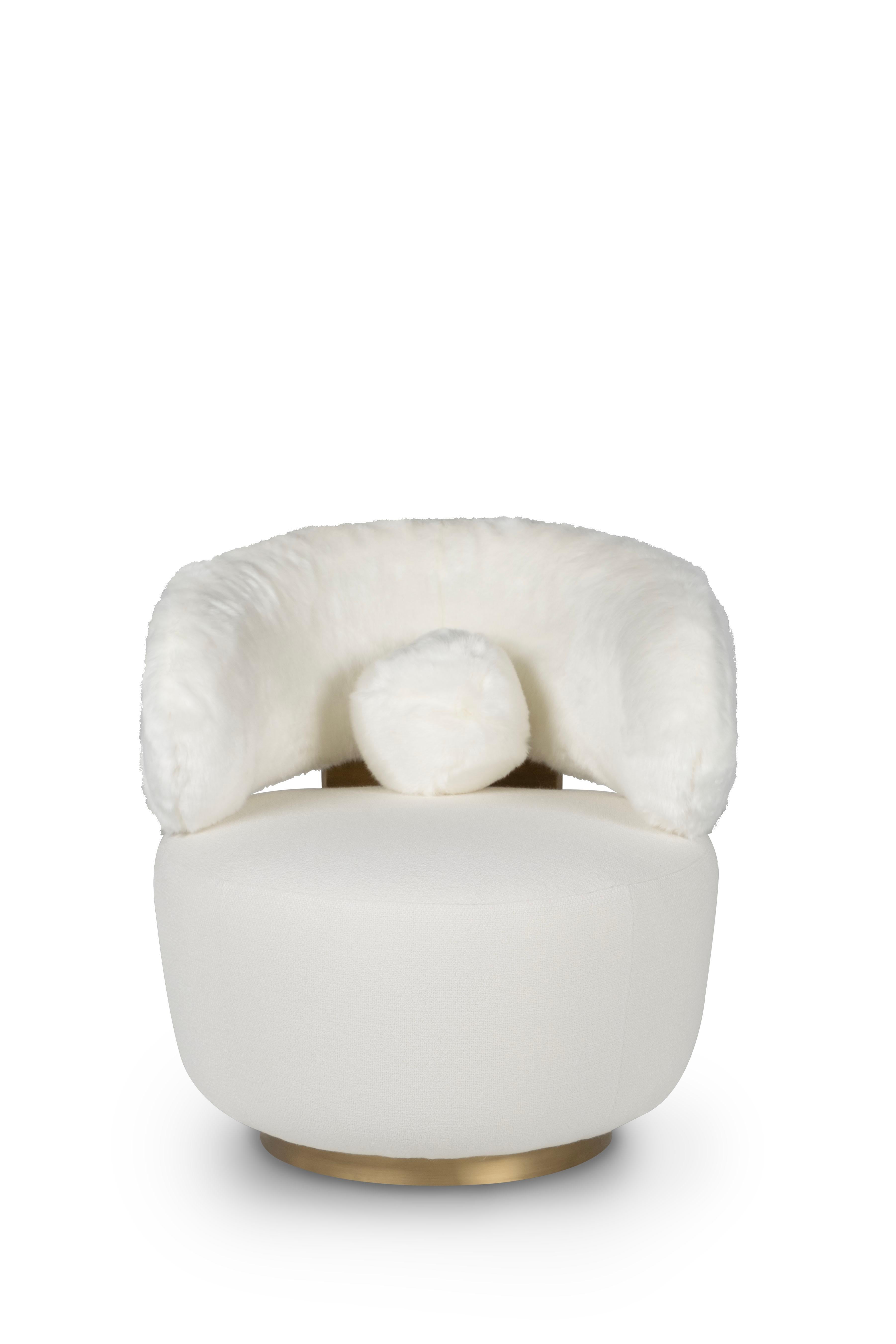 Brushed Mid-Century Modern Caju Lounge Chair Set 2, Swivel, Linen, Faux Fur, Greenapple For Sale