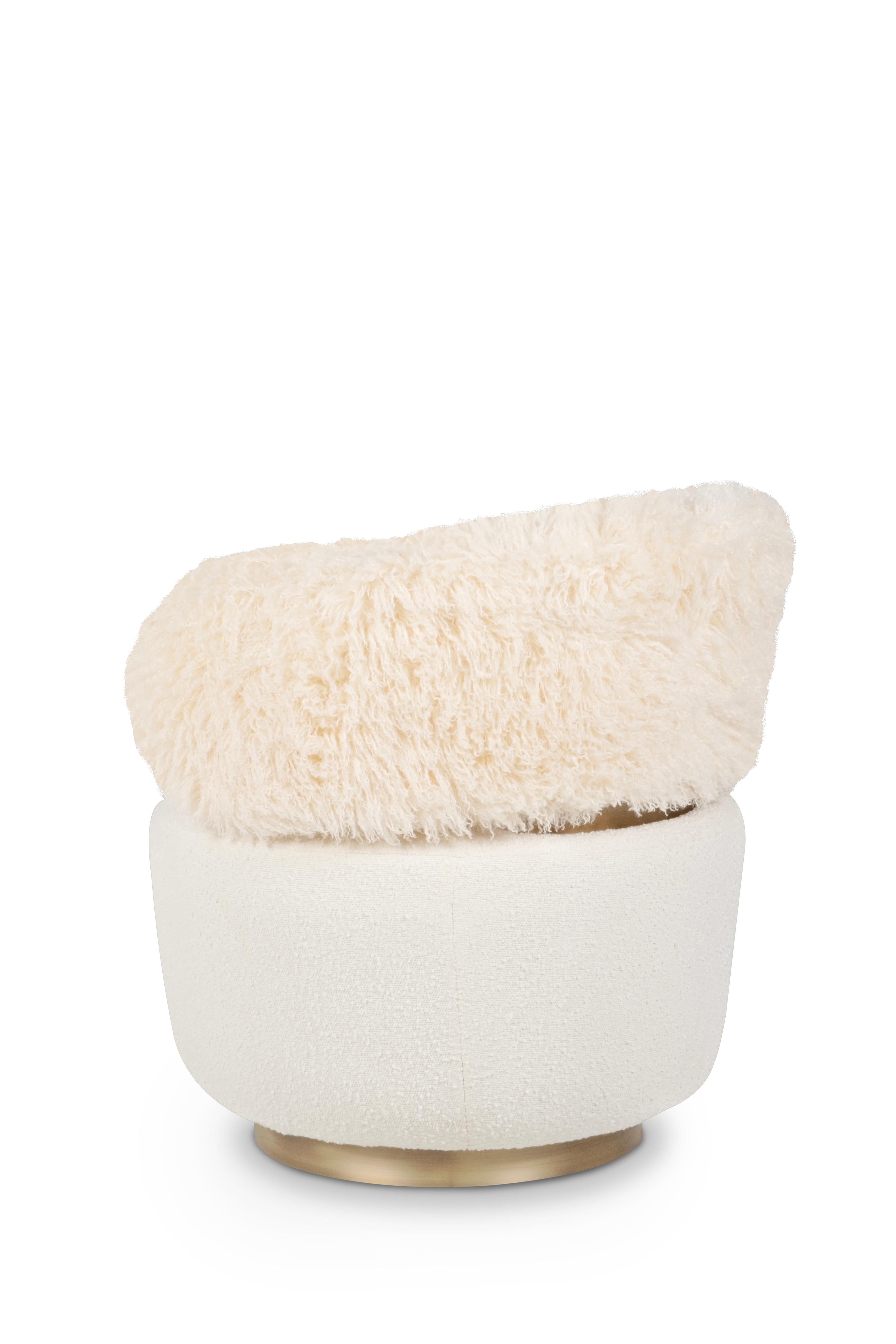 Mid-Century Modern Caju Lounge Chair, Swivel, Bouclé, Faux Fur, Greenapple In New Condition For Sale In Lisboa, PT