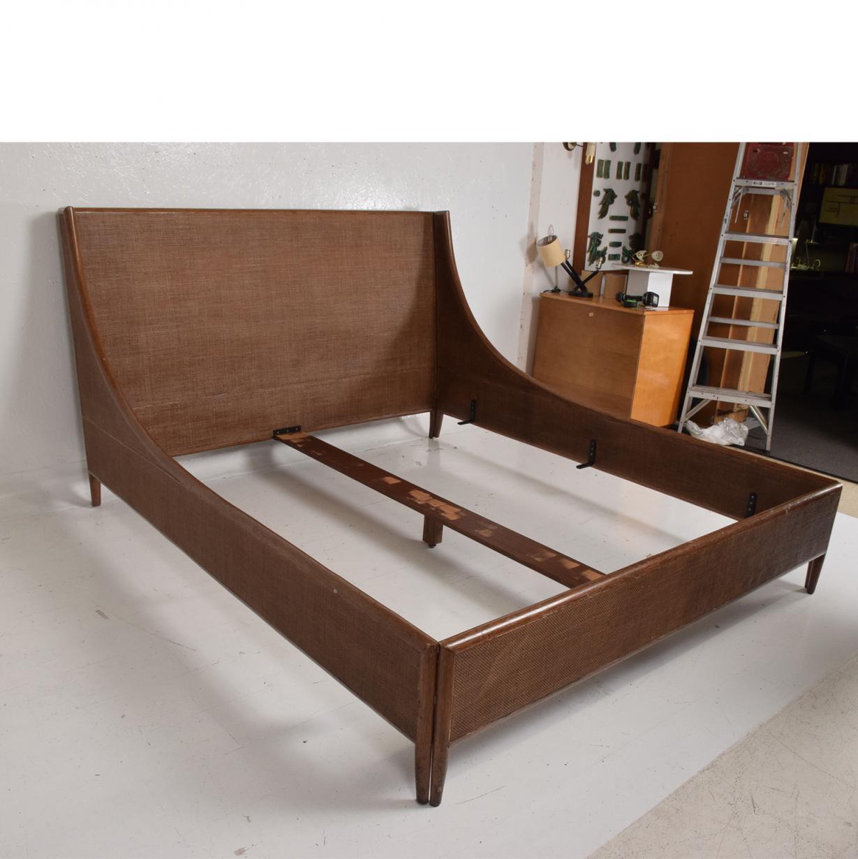 Mid Century Modern Cal King Bed Frame Designed By Barbara Barry for McGuire / BA In Good Condition In Chula Vista, CA