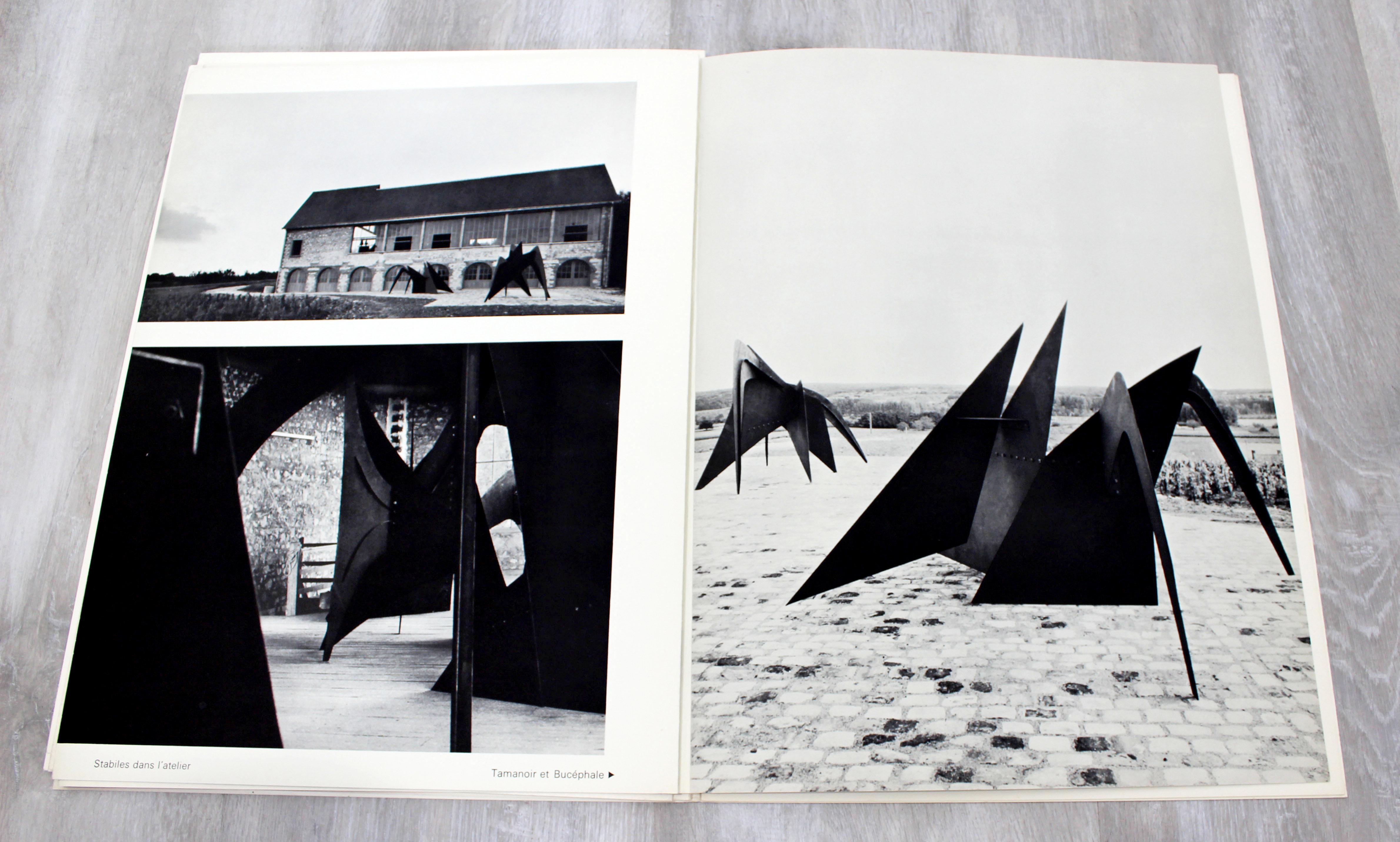 Mid-Century Modern Calder Stabiles Paper Art Book Suite of 8 Lithographs, 1970s 5
