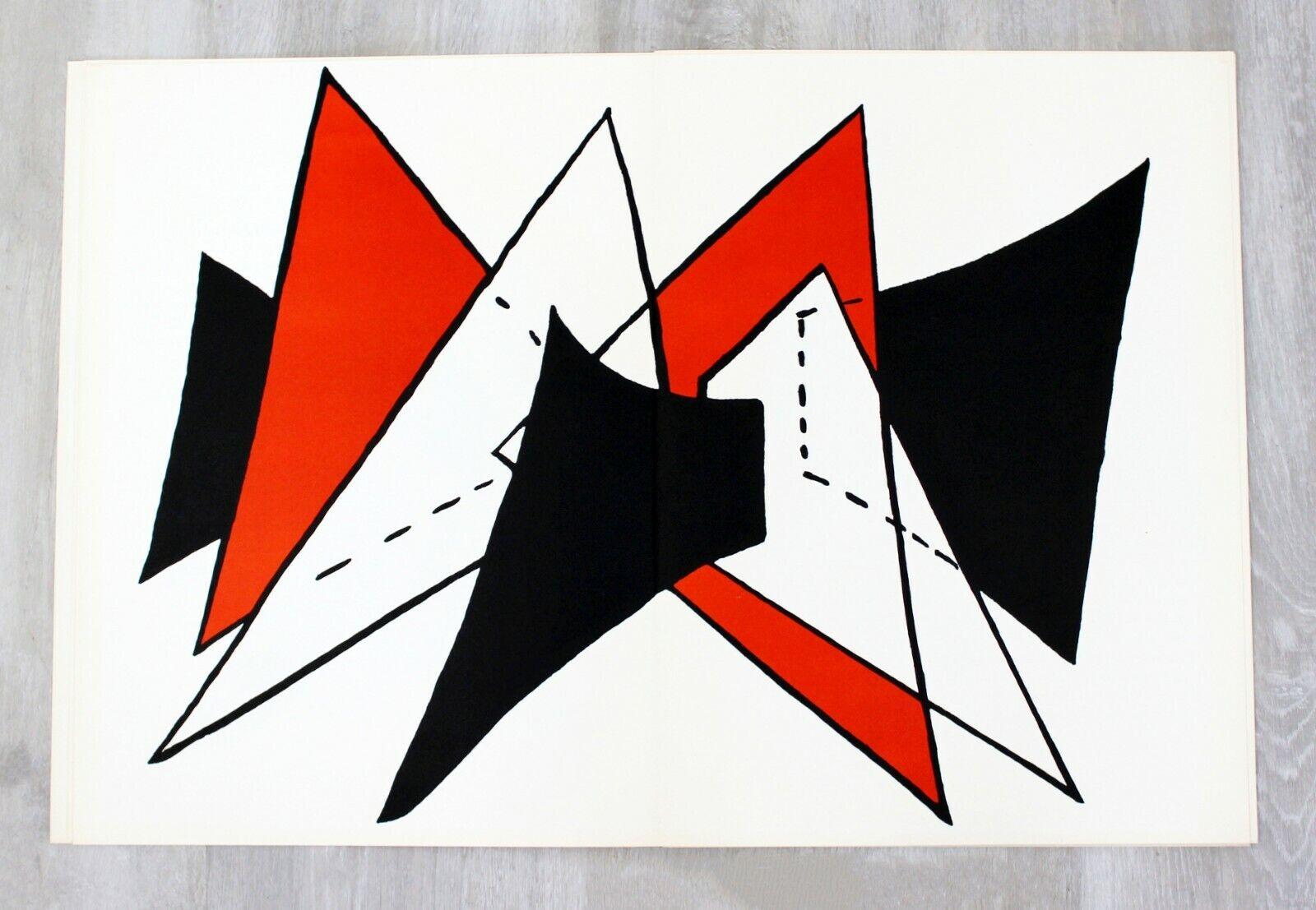French Mid-Century Modern Calder Stabiles Paper Art Book Suite of 8 Lithographs, 1970s For Sale