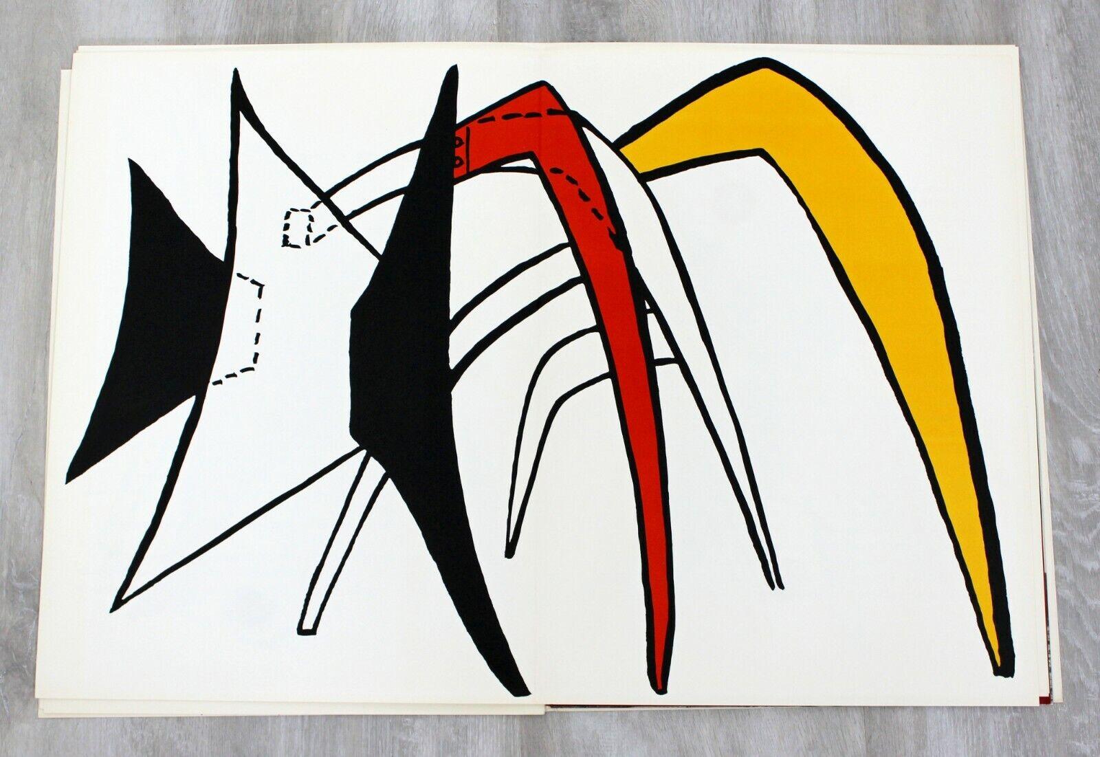 Late 20th Century Mid-Century Modern Calder Stabiles Paper Art Book Suite of 8 Lithographs, 1970s For Sale