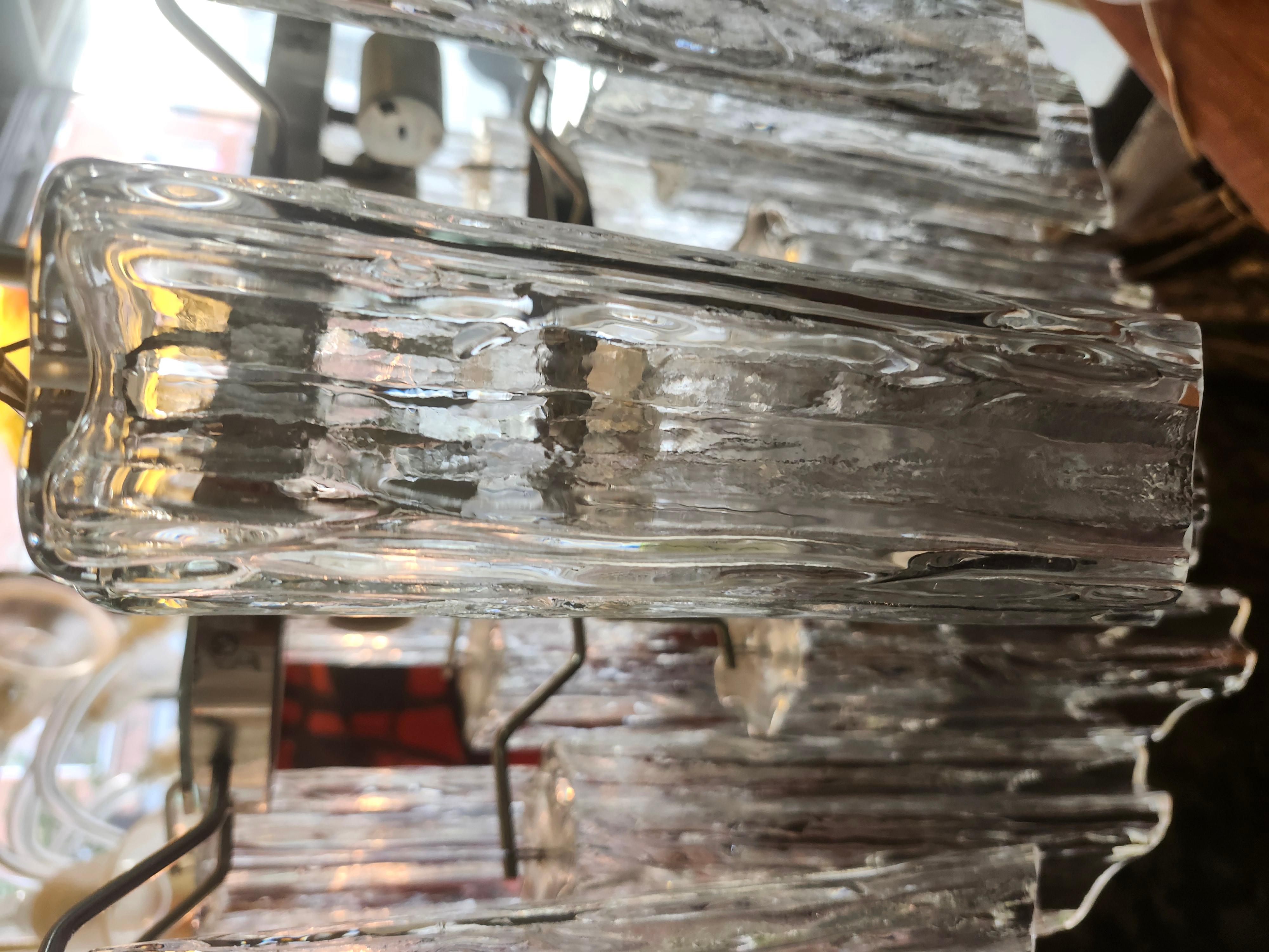 Mid Century Modern Camer Sculptural Murano Tronchi Kronleuchter w 24 Prismen Italien im Zustand „Gut“ im Angebot in Port Jervis, NY