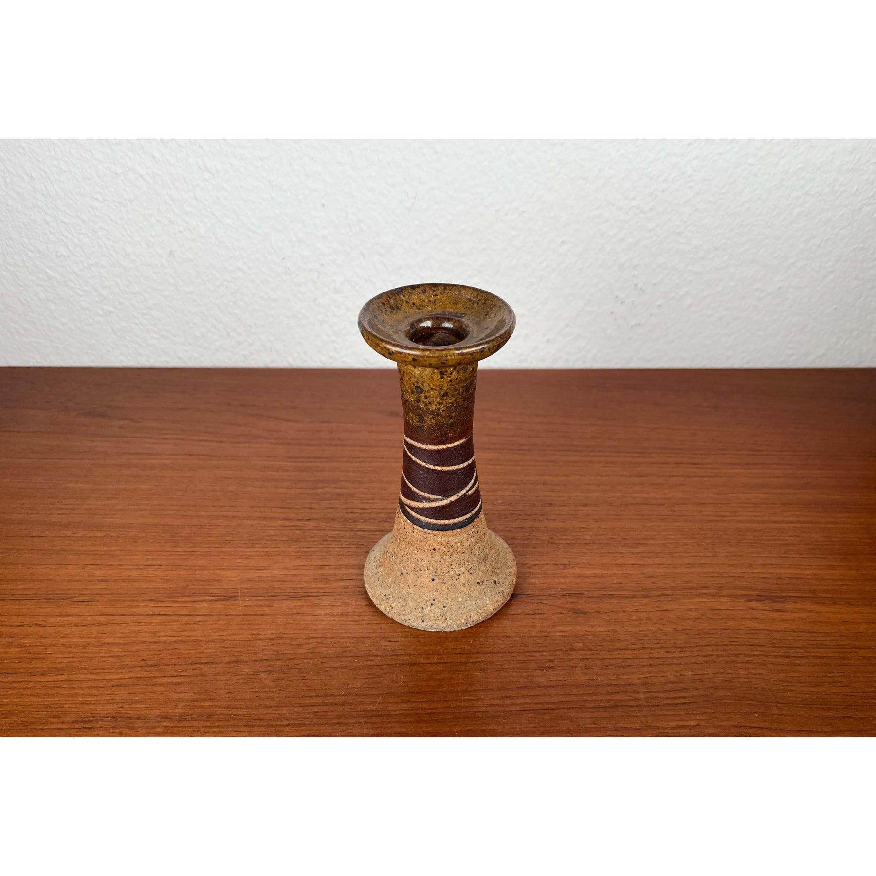 Candelabro moderno de mediados de siglo de Tue Poulsen para Tue Keramik, años 60 Loza de barro en venta