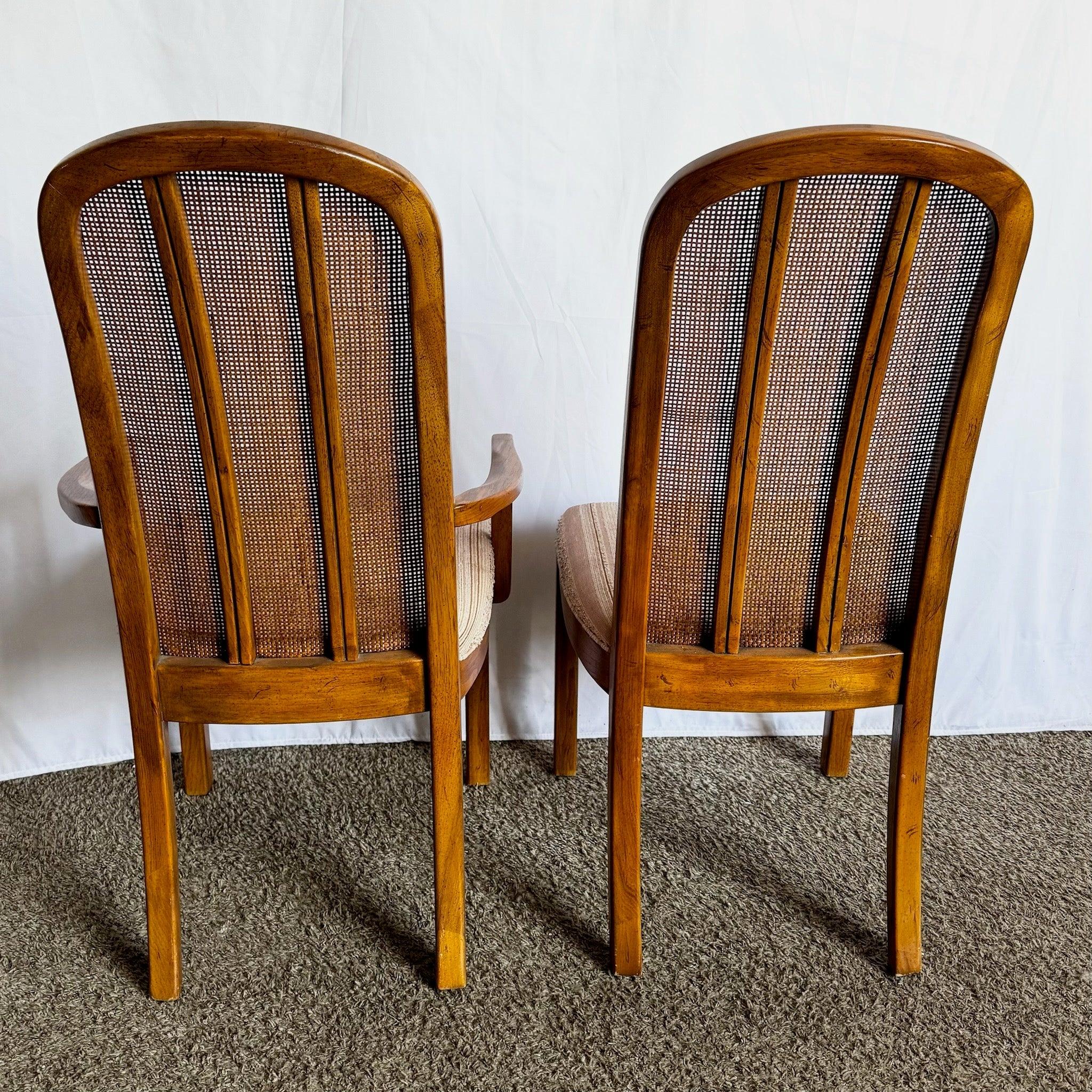 Sedie da pranzo con schienale a canne e quercia di Drexel - Set di 6 sedie del Mid Century Modern In condizioni buone in vendita a Delray Beach, FL