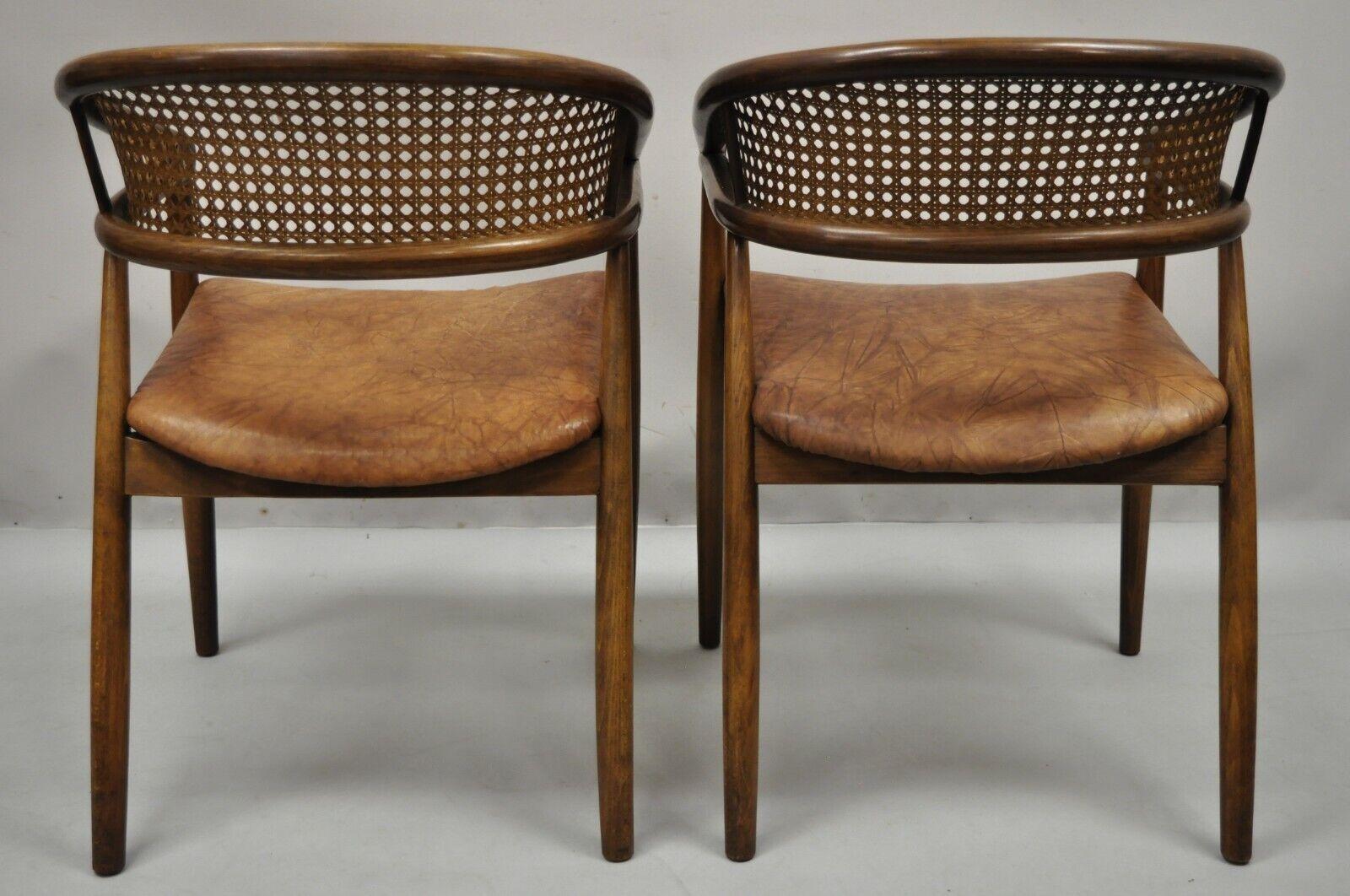 Paire de fauteuils en bois courbé de style King Cole de James Mont, datant du milieu du siècle dernier en vente 4