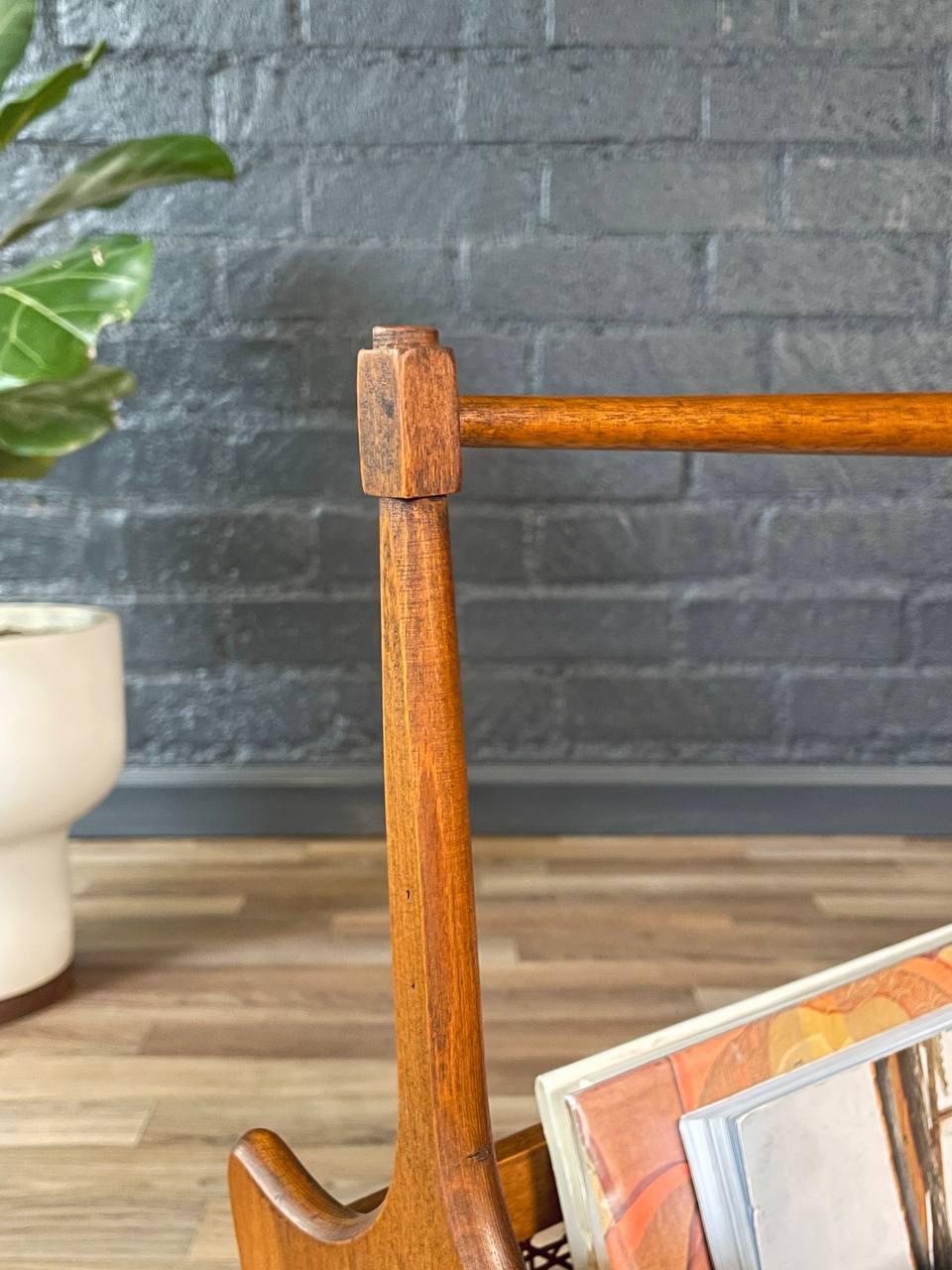 Mid-Century Modern Cane Magazine Rack For Sale 1