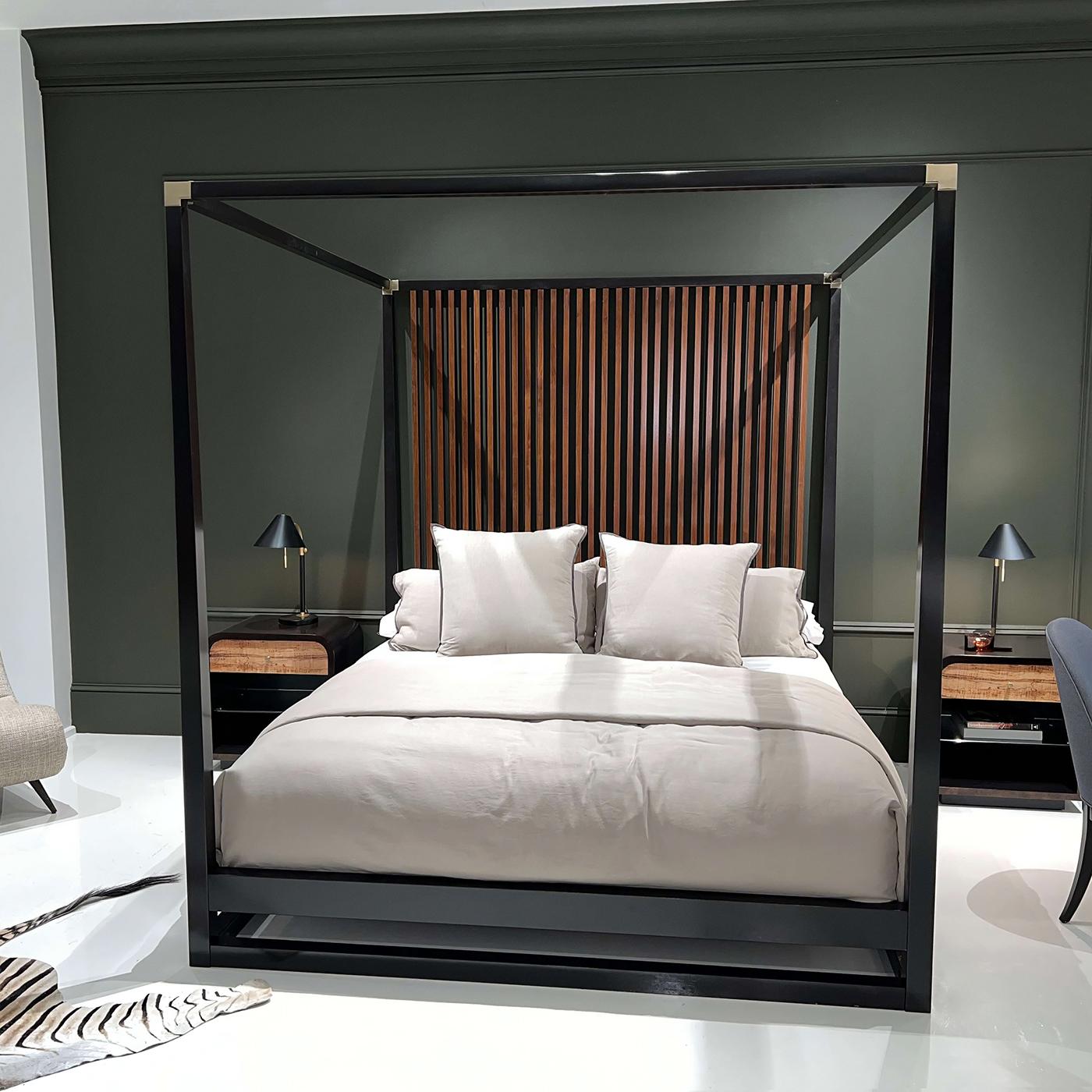 Mid-Century Modern Canopy Bed - US King For Sale 1