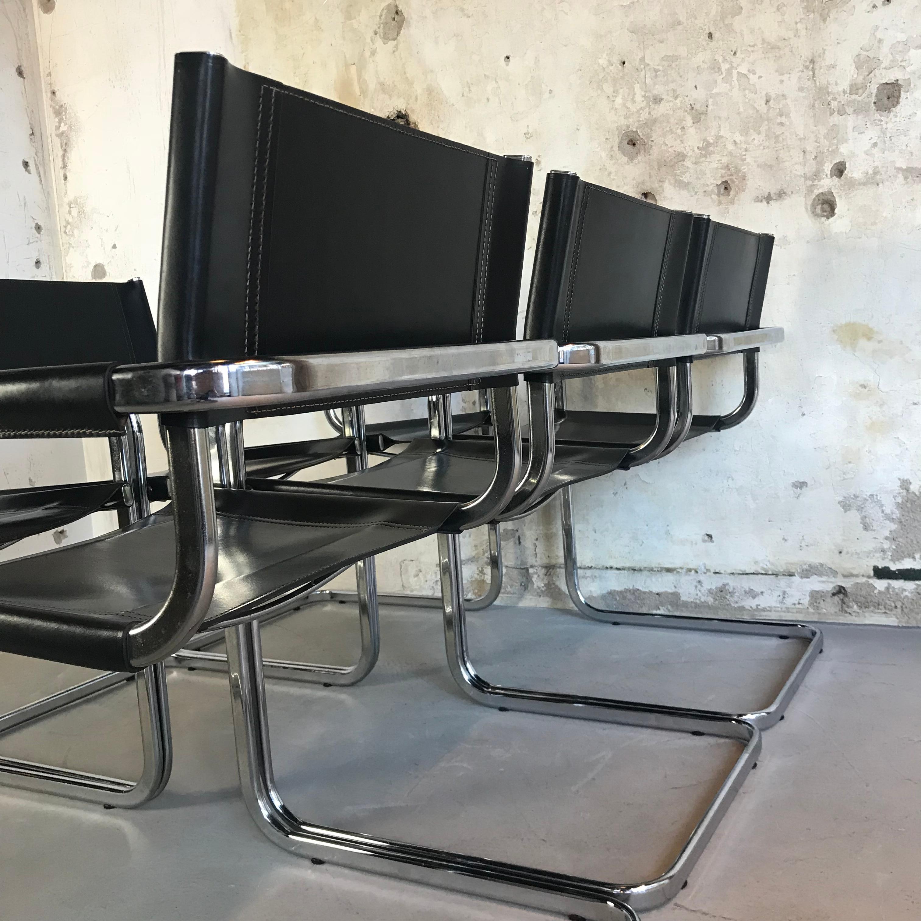 Mid-Century Modern Cantilever Chairs by Eero Aarnio for Mobel Italia, 1970s In Good Condition In Enschede, NL