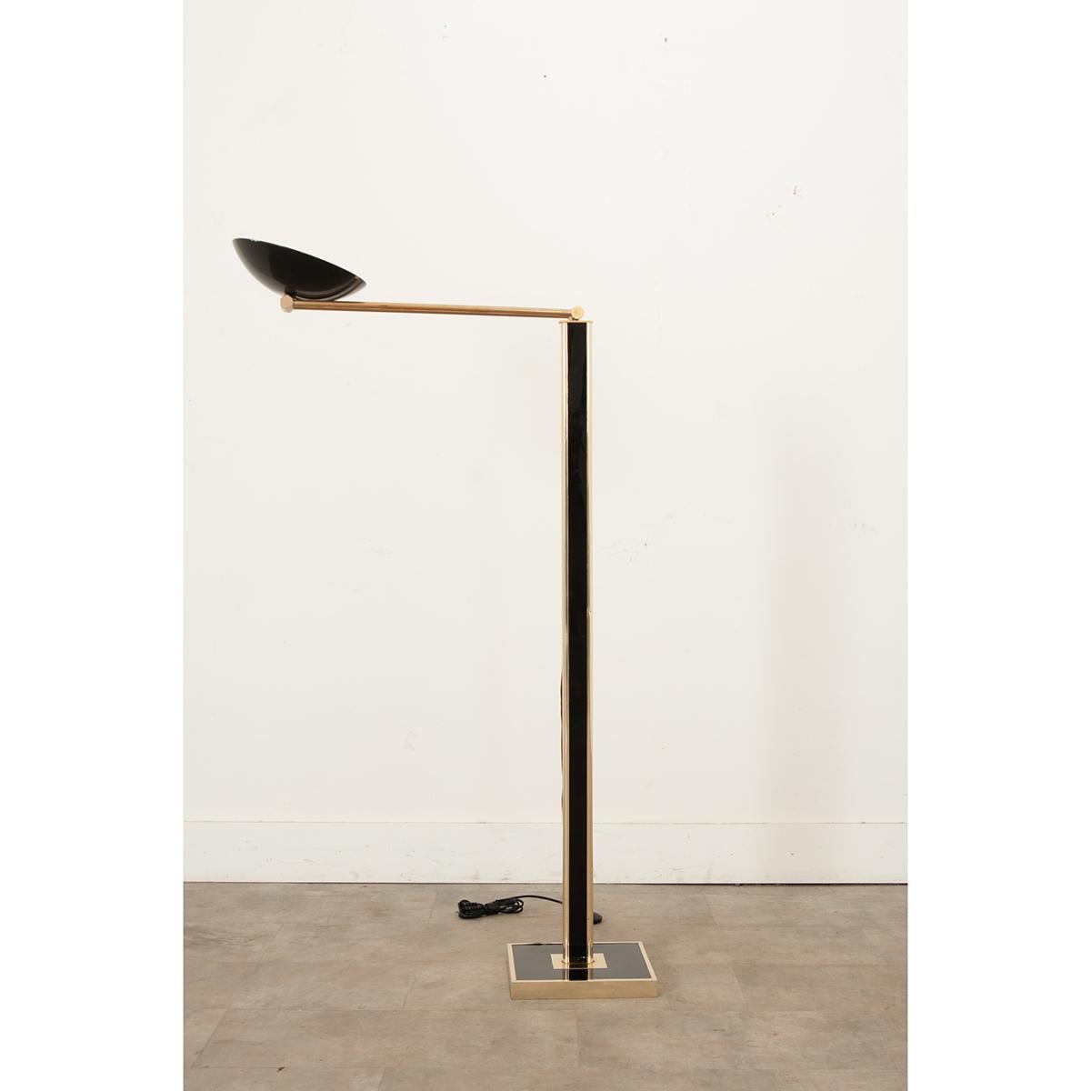 Lámpara de pie voladiza moderna de mediados de siglo Inglés en venta