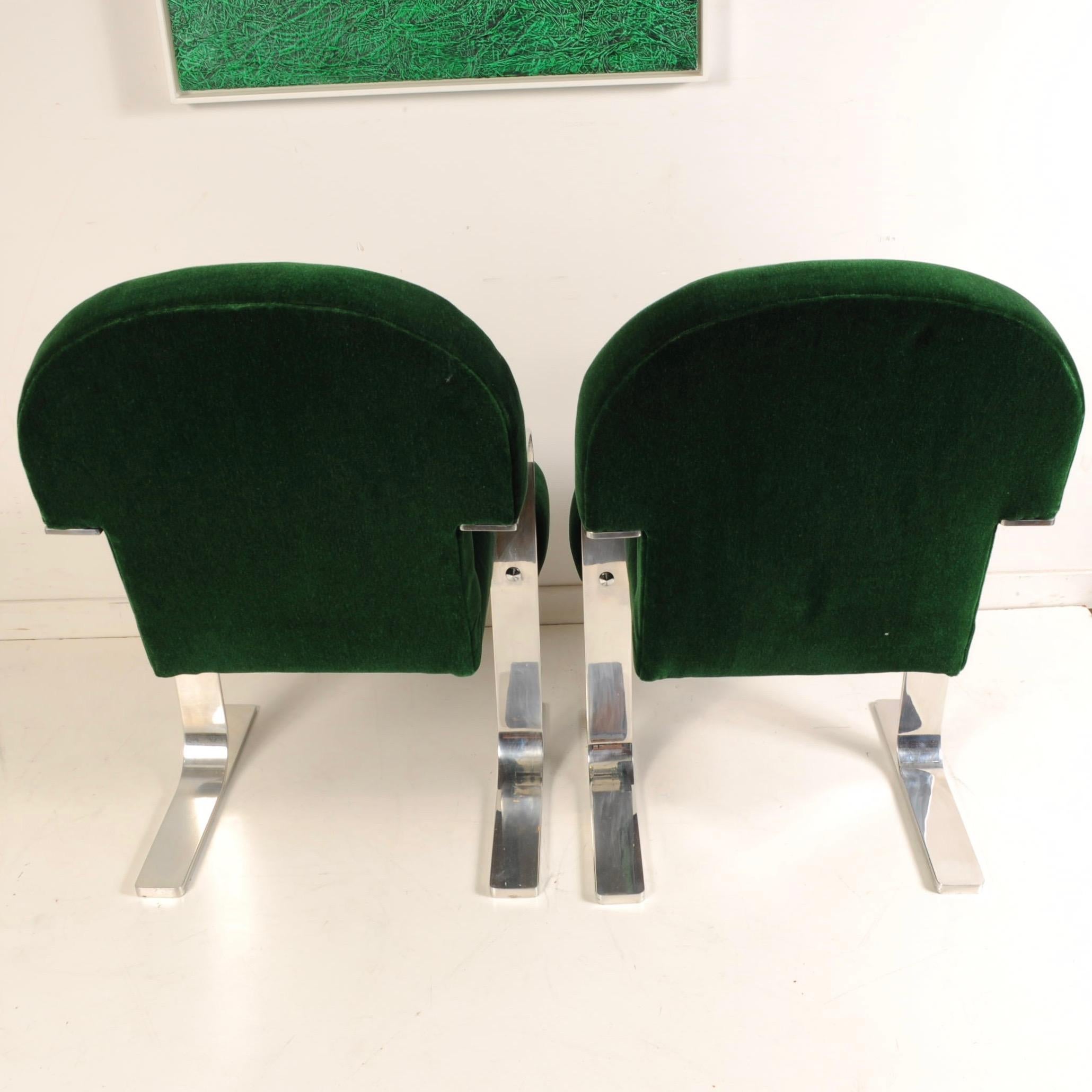 Mid-Century Modern Cantilevered Chairs 1