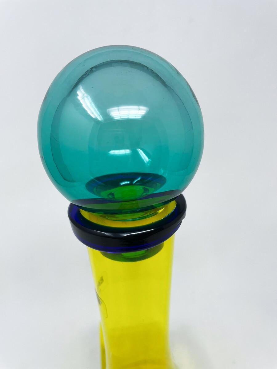 Moderne Karaffe aus der Jahrhundertmitte von Alfredo Barbini, Murano-Glas, Italien, 1970er Jahre im Angebot 1