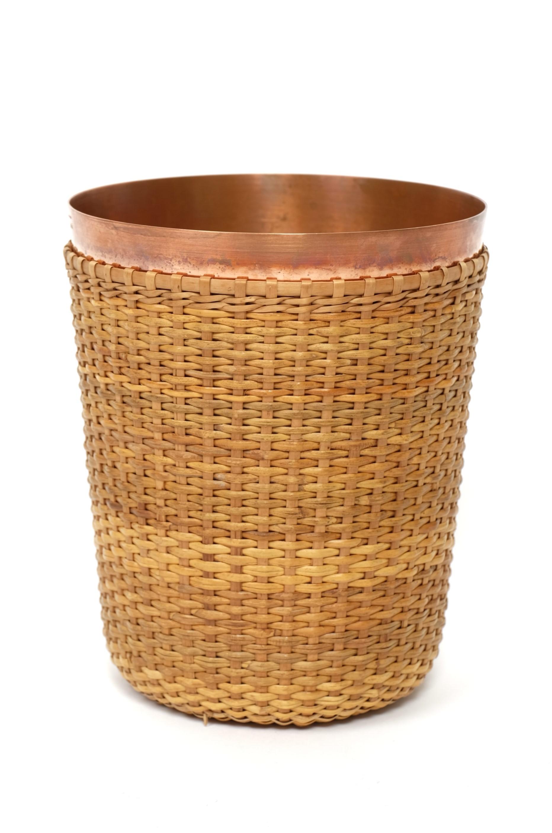 Panier en cuivre et osier de Carl Auböck, Autriche, années 1950, The Moderns Bon état - En vente à München, BY