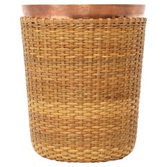 Panier en cuivre et osier de Carl Auböck, Autriche, années 1950, The Moderns