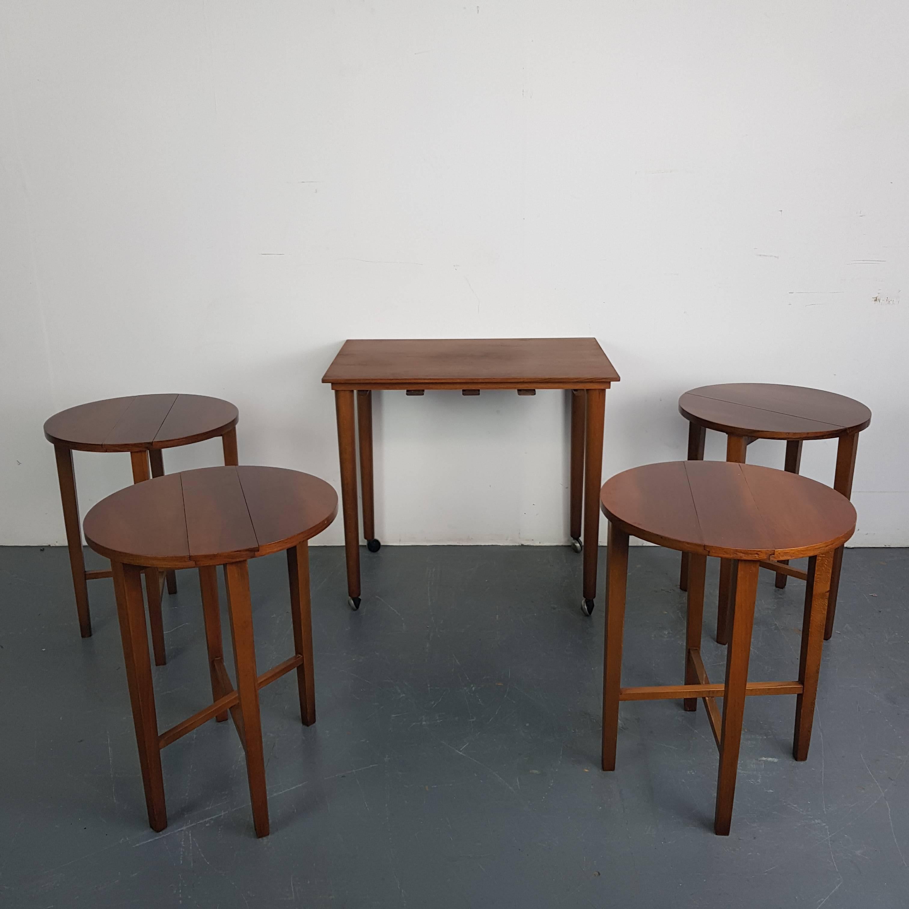 Mid-Century Modern Carlo Jensen Style Nesting Table Set In Good Condition For Sale In Lewes, East Sussex