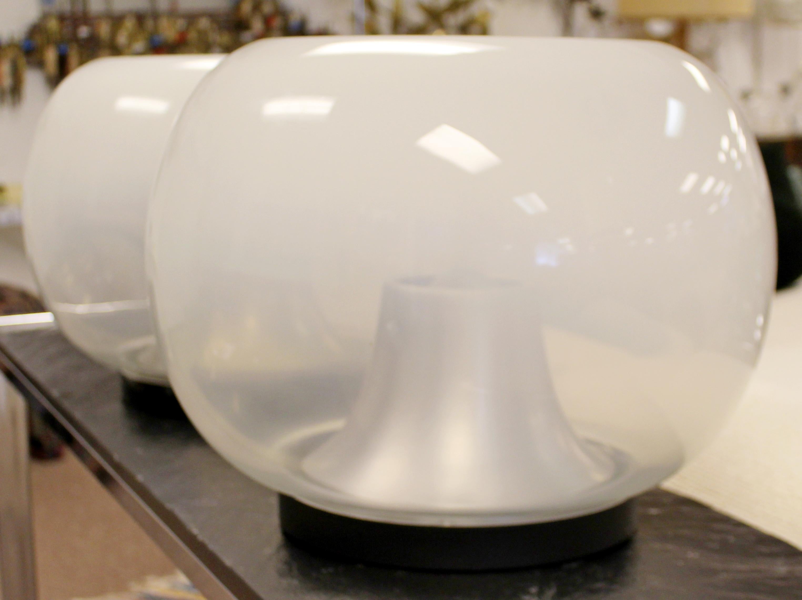 Mid-Century Modern Carlo Nason for Mazzegga Globe Glass Table Lamps, 1960s, Pair 1