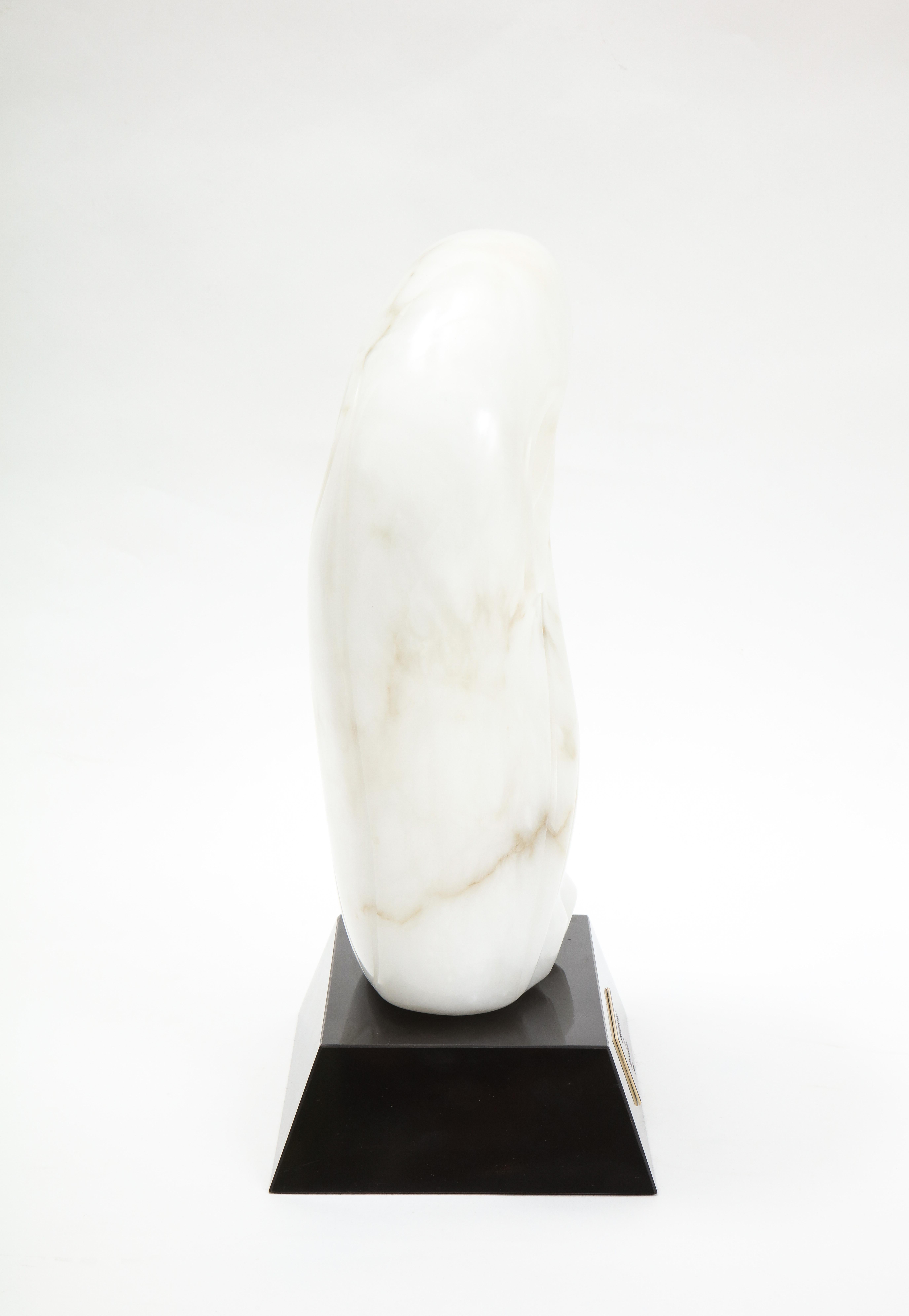 Late 20th Century Mid-Century Modern Carrara Marble Abstract Owl Sculpture For Sale