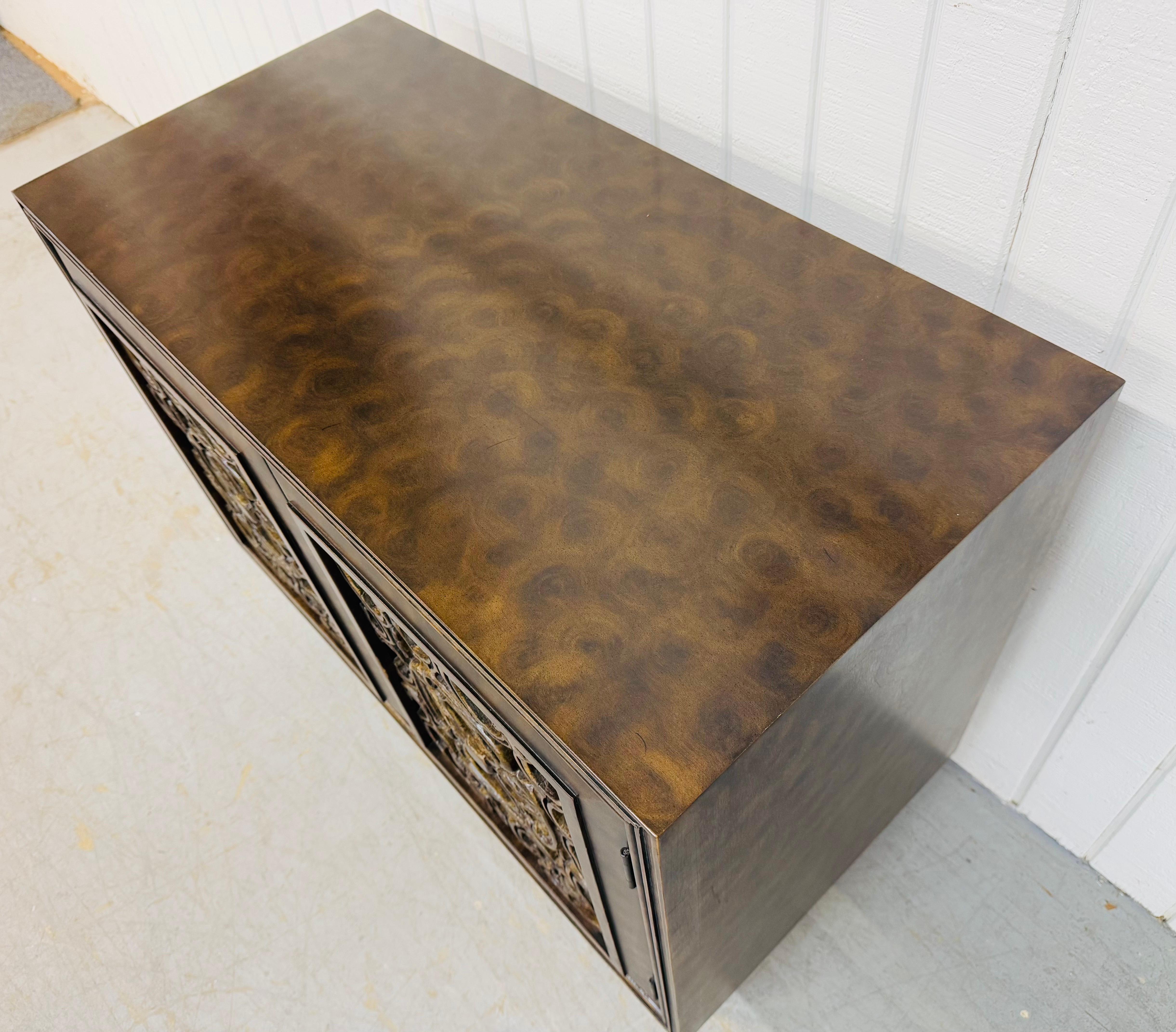 XX secolo Scrigno in Wood Wood intagliato moderno di metà secolo in vendita