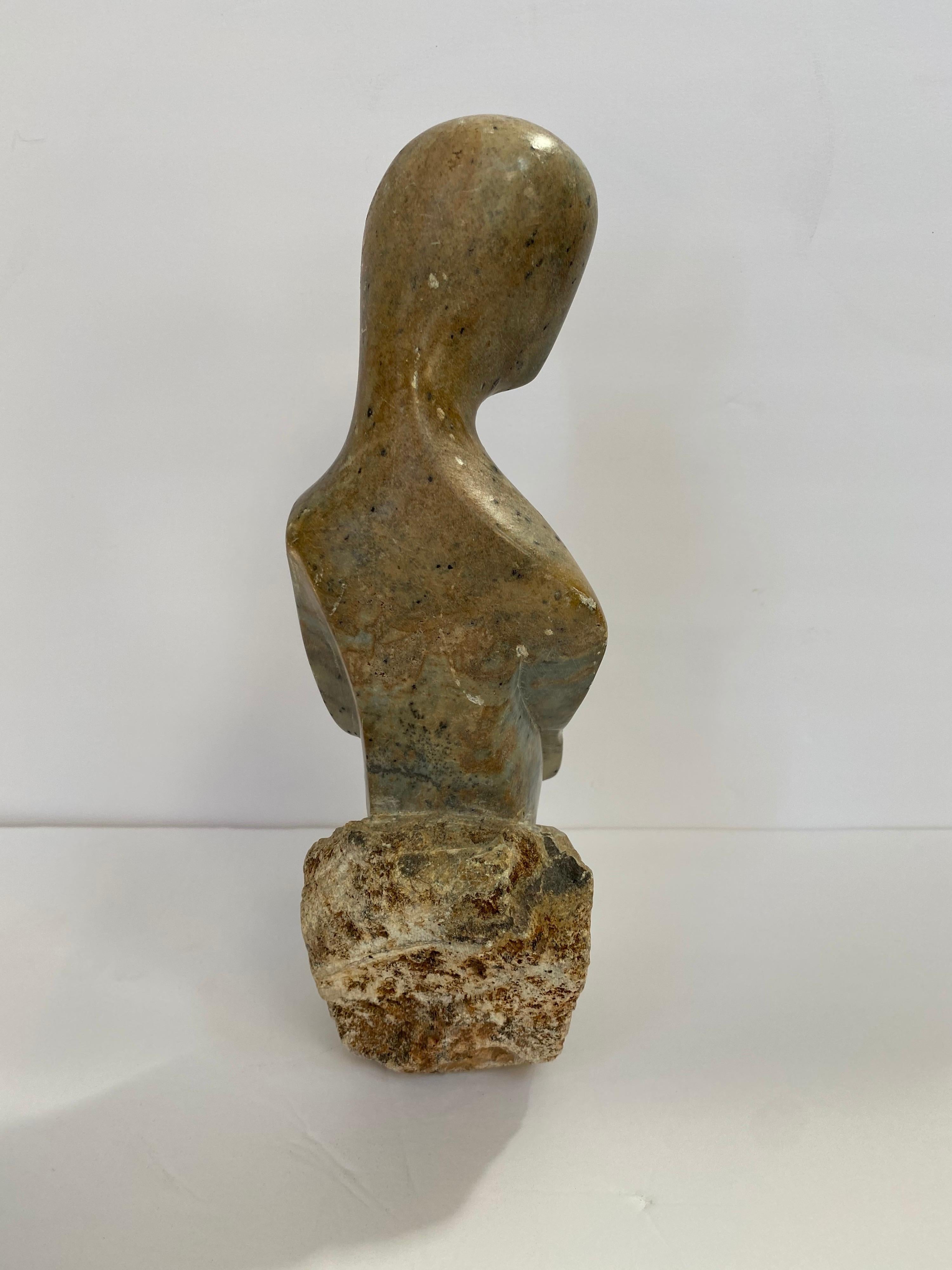 Mid-Century Modern Carved Marble Figural Sculpture In Good Condition For Sale In Lambertville, NJ