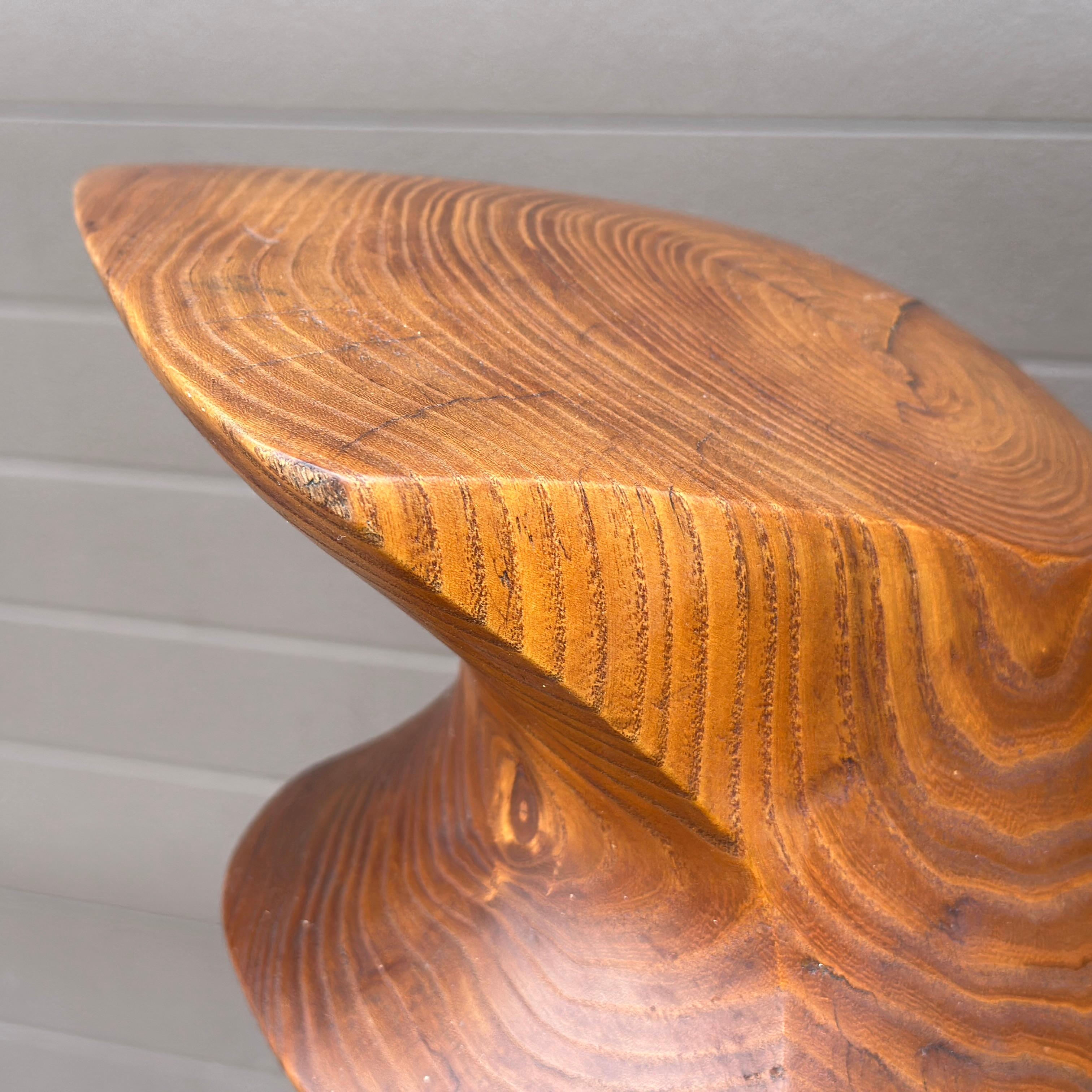 Scultura astratta in legno di wood intagliata in legno di teak della modernità di metà secolo in vendita 2