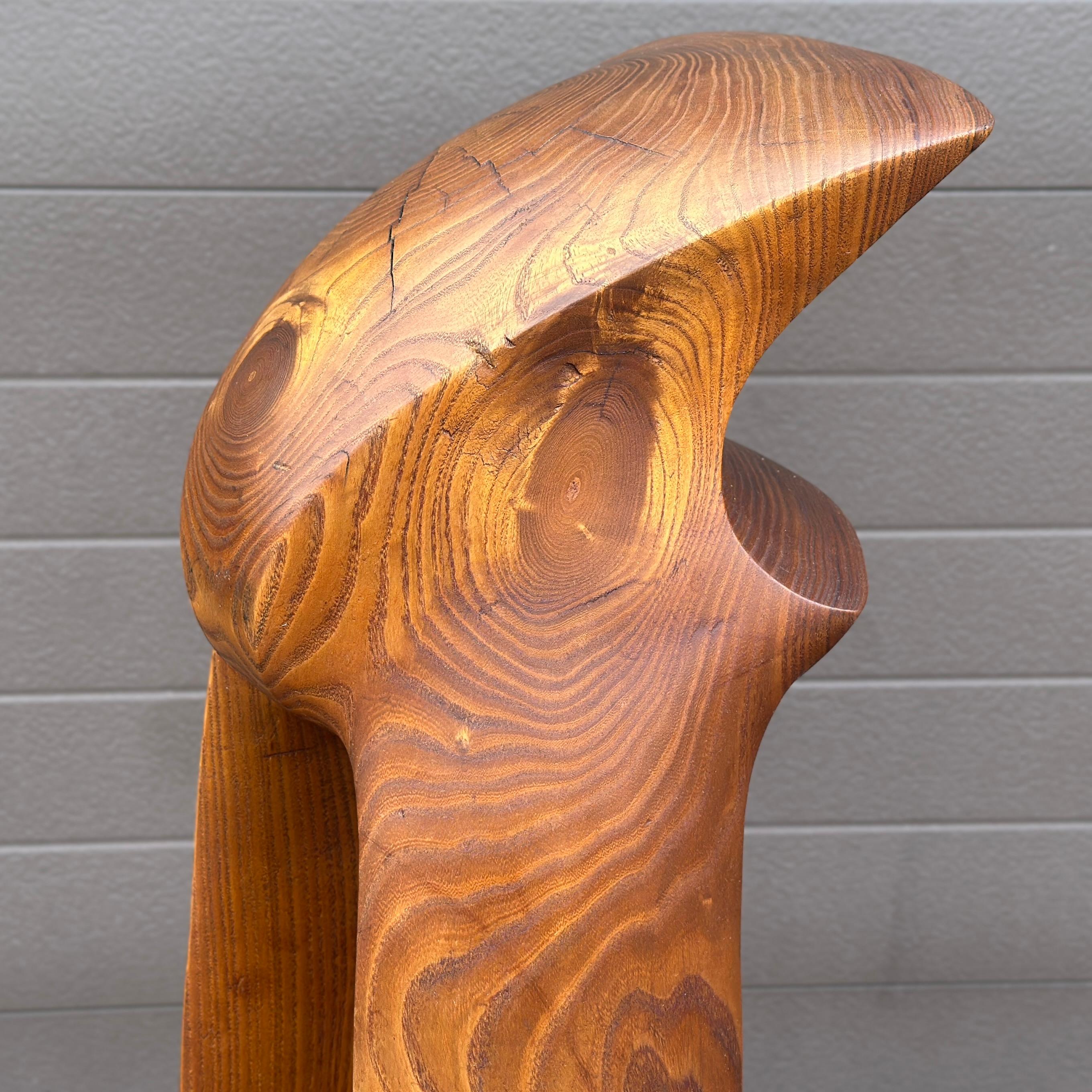Scultura astratta in legno di wood intagliata in legno di teak della modernità di metà secolo In condizioni buone in vendita a West Chester, PA