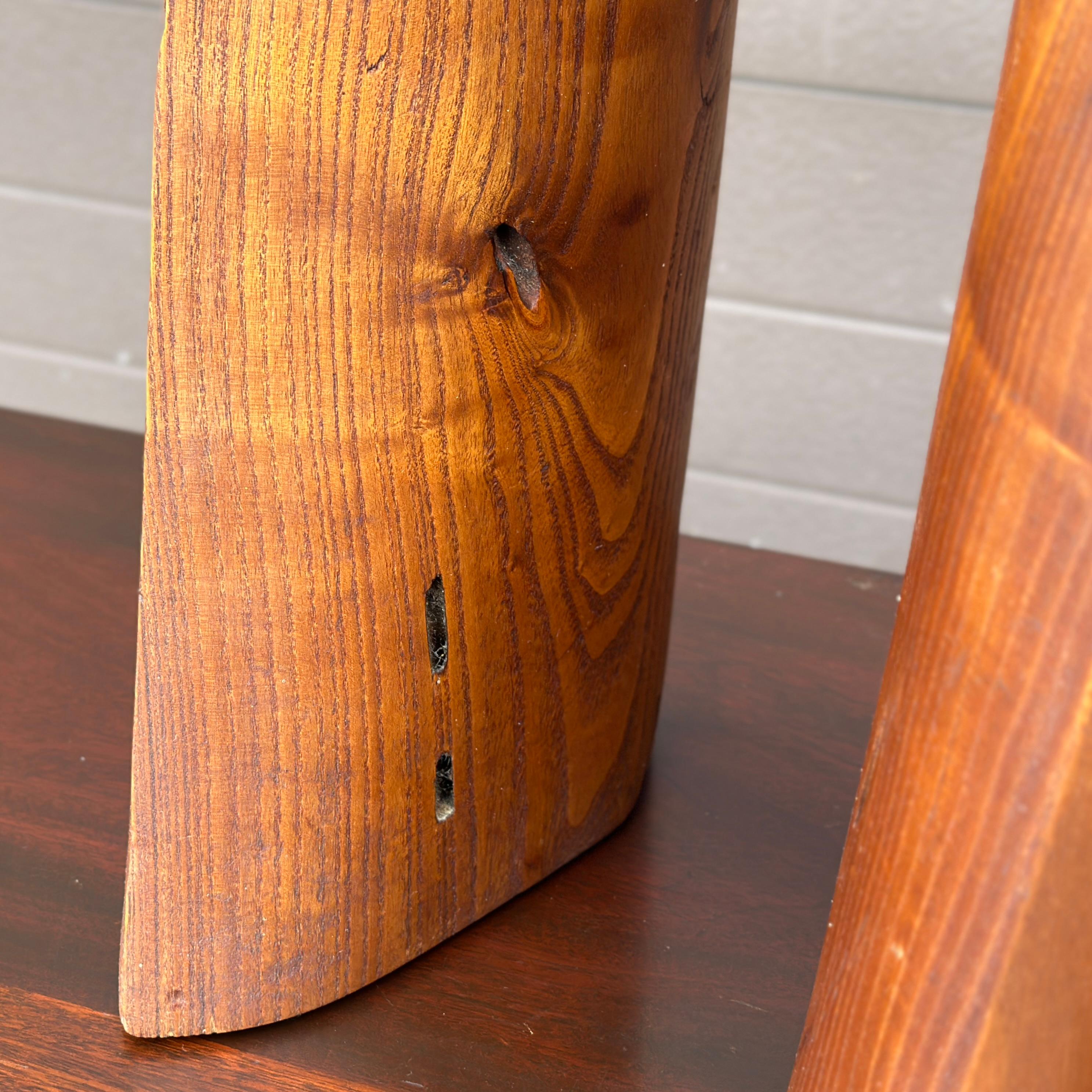 Teak Scultura astratta in legno di wood intagliata in legno di teak della modernità di metà secolo in vendita