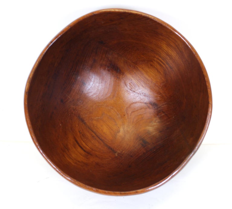 20th Century Mid-Century Modern Carved Teak Wood Bowl For Sale