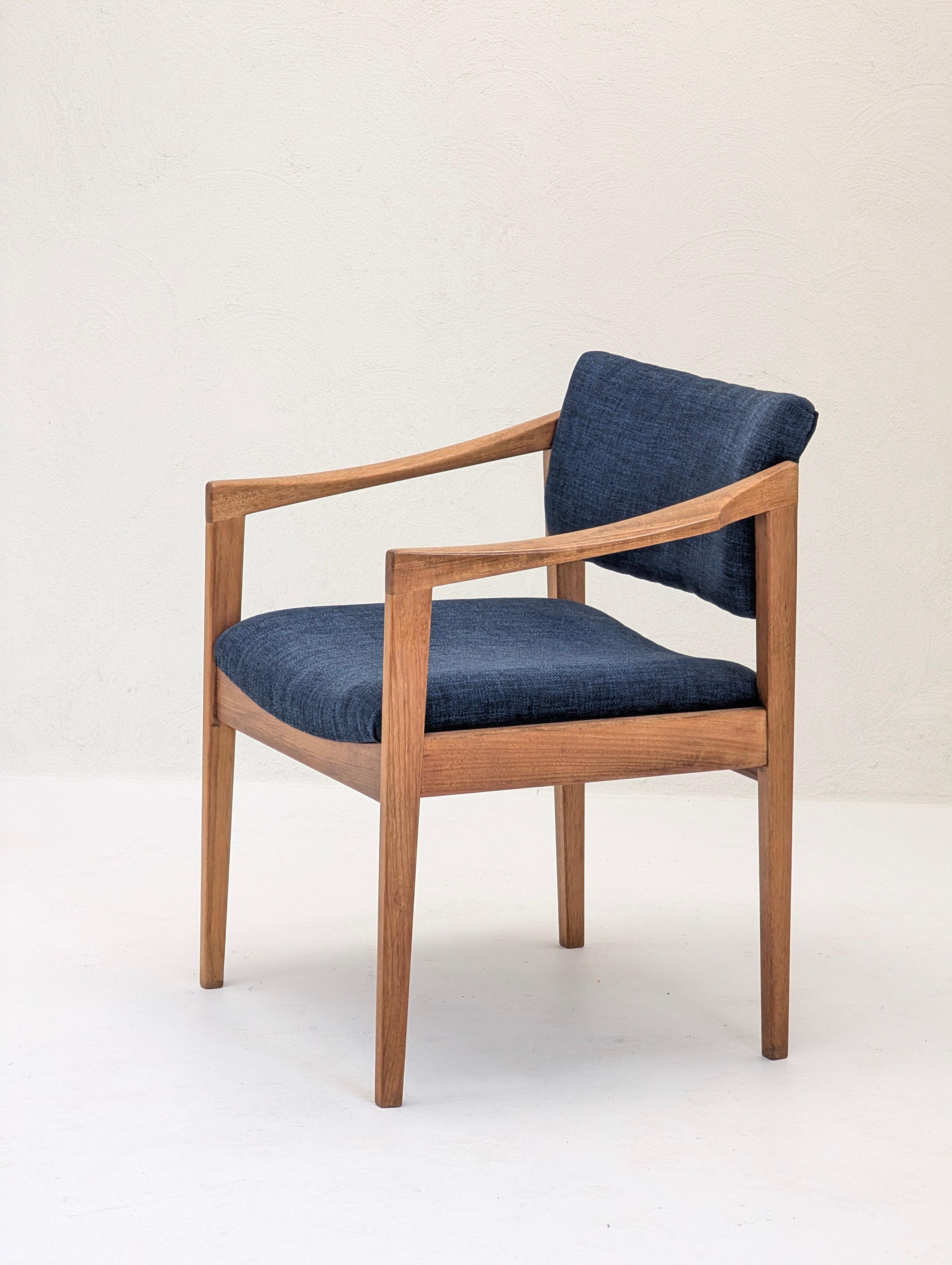 Sillón Carver moderno de mediados de siglo de Peter Brown para T.H. Marrón, c.1960 Moderno de mediados de siglo en venta