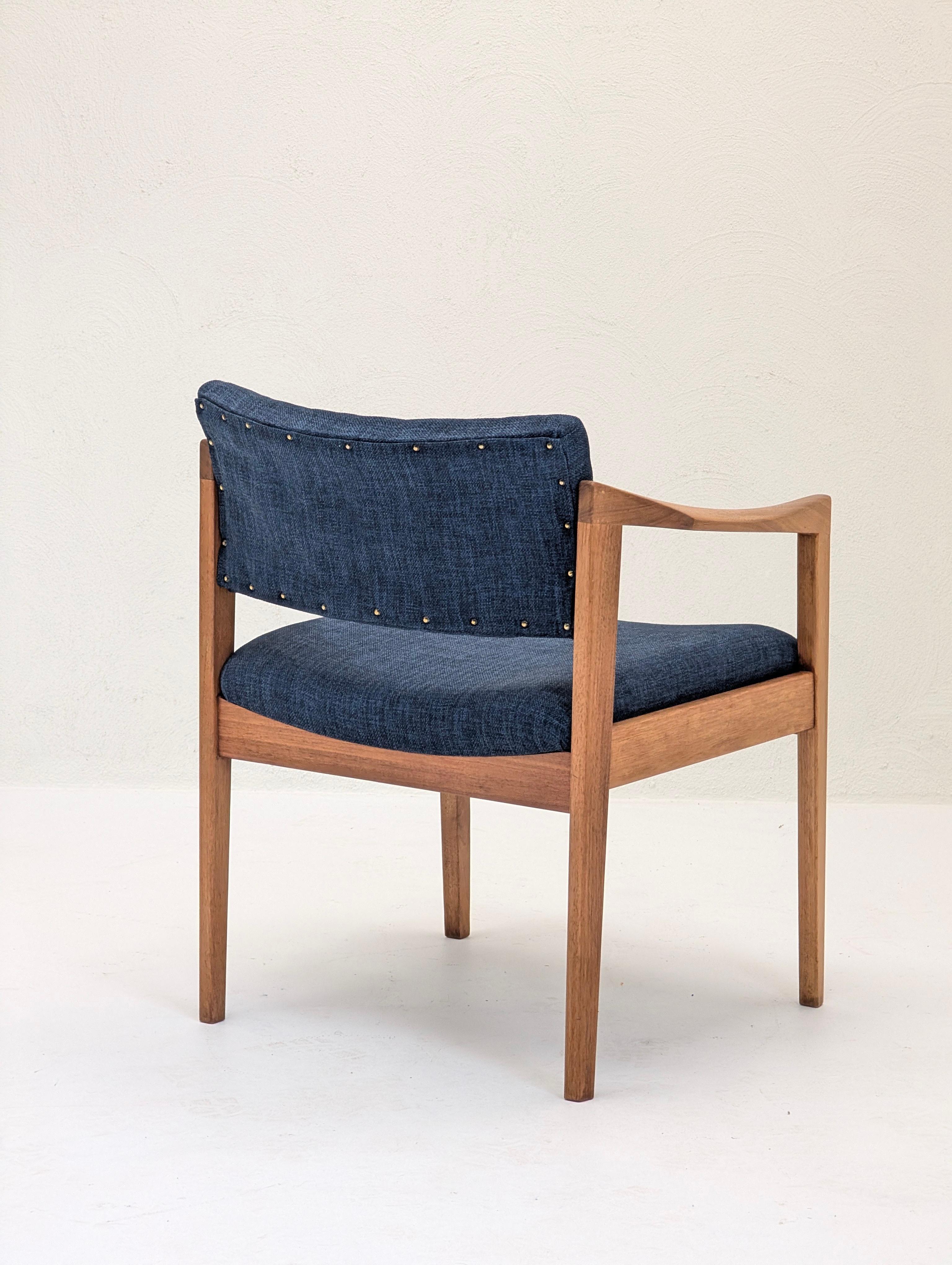 Sillón Carver moderno de mediados de siglo de Peter Brown para T.H. Marrón, c.1960 en Bueno estado para la venta en TORQUAY, AU