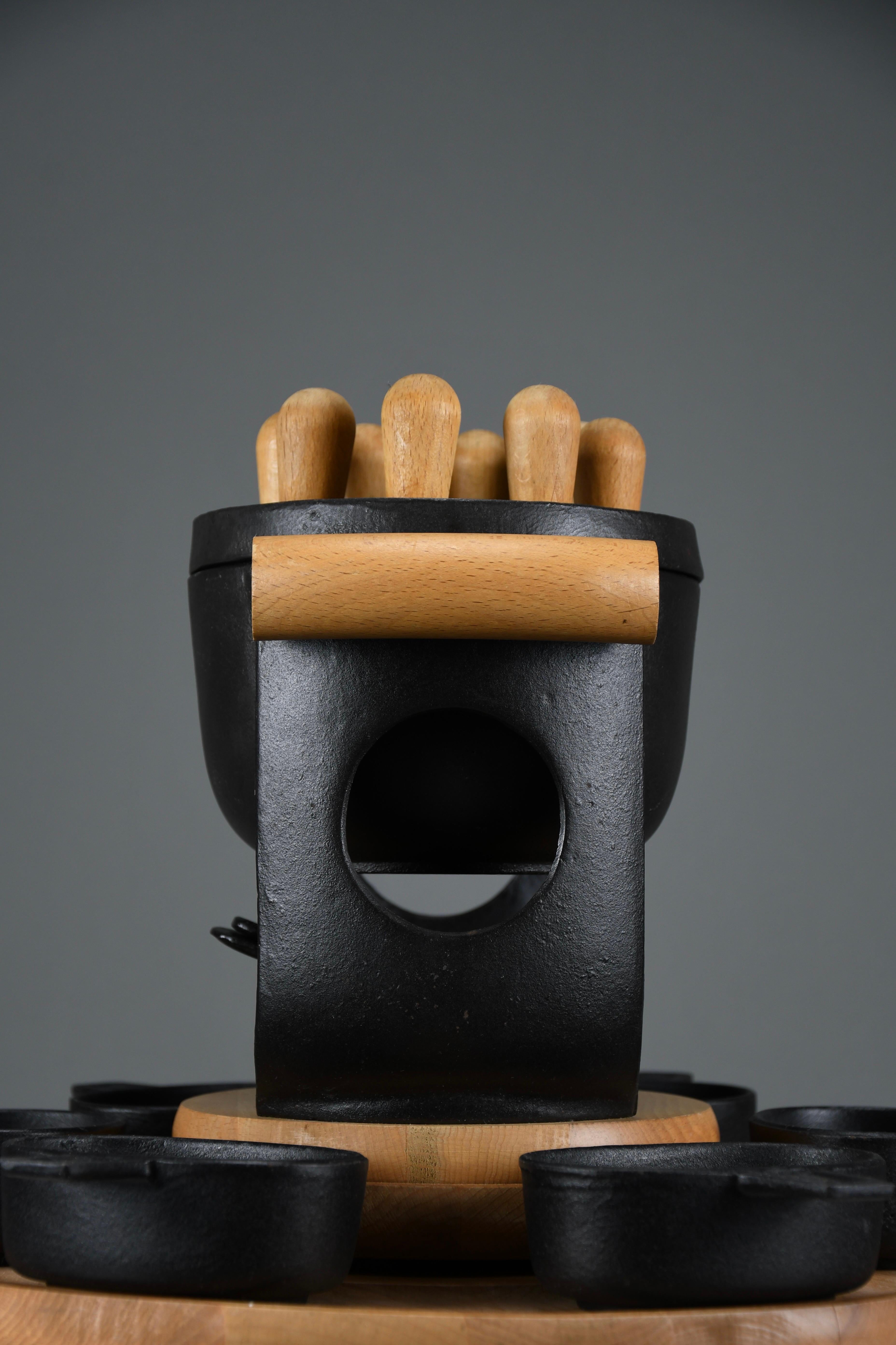 Mid-Century Modern Cast Iron and Wood Fondue Set by Richard Nissen for Bodum For Sale 6